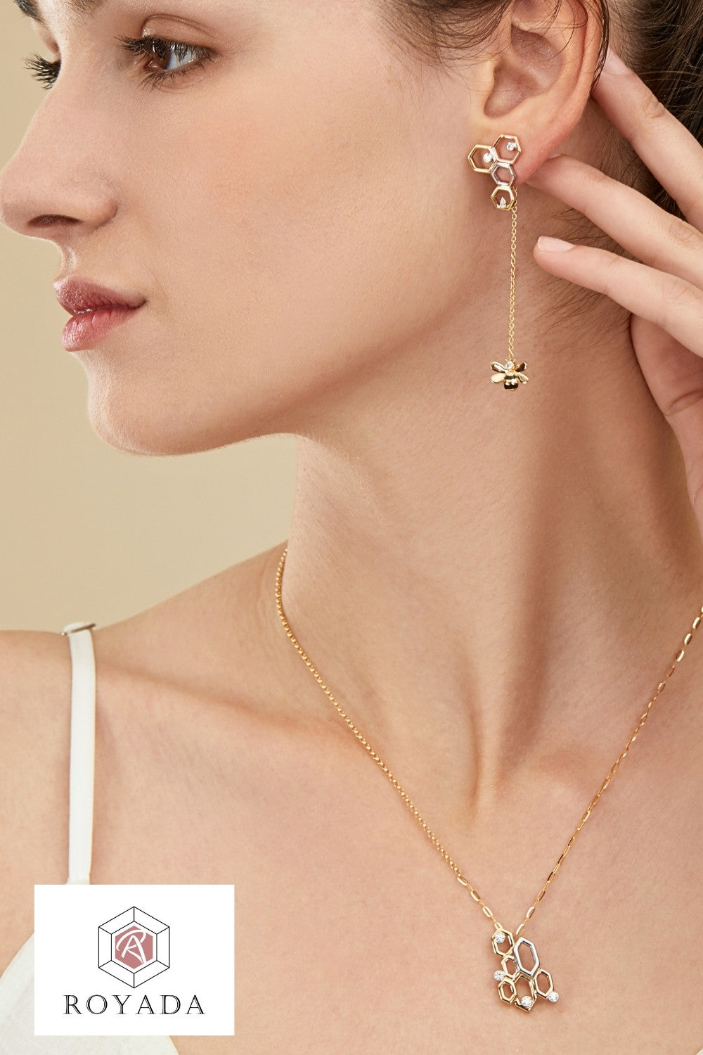 CREATIVE JEWELLERY STUDIO | 18k 3-Tone Gold & Diamond Honeycomb Pendant Necklace by Royada Jewelry