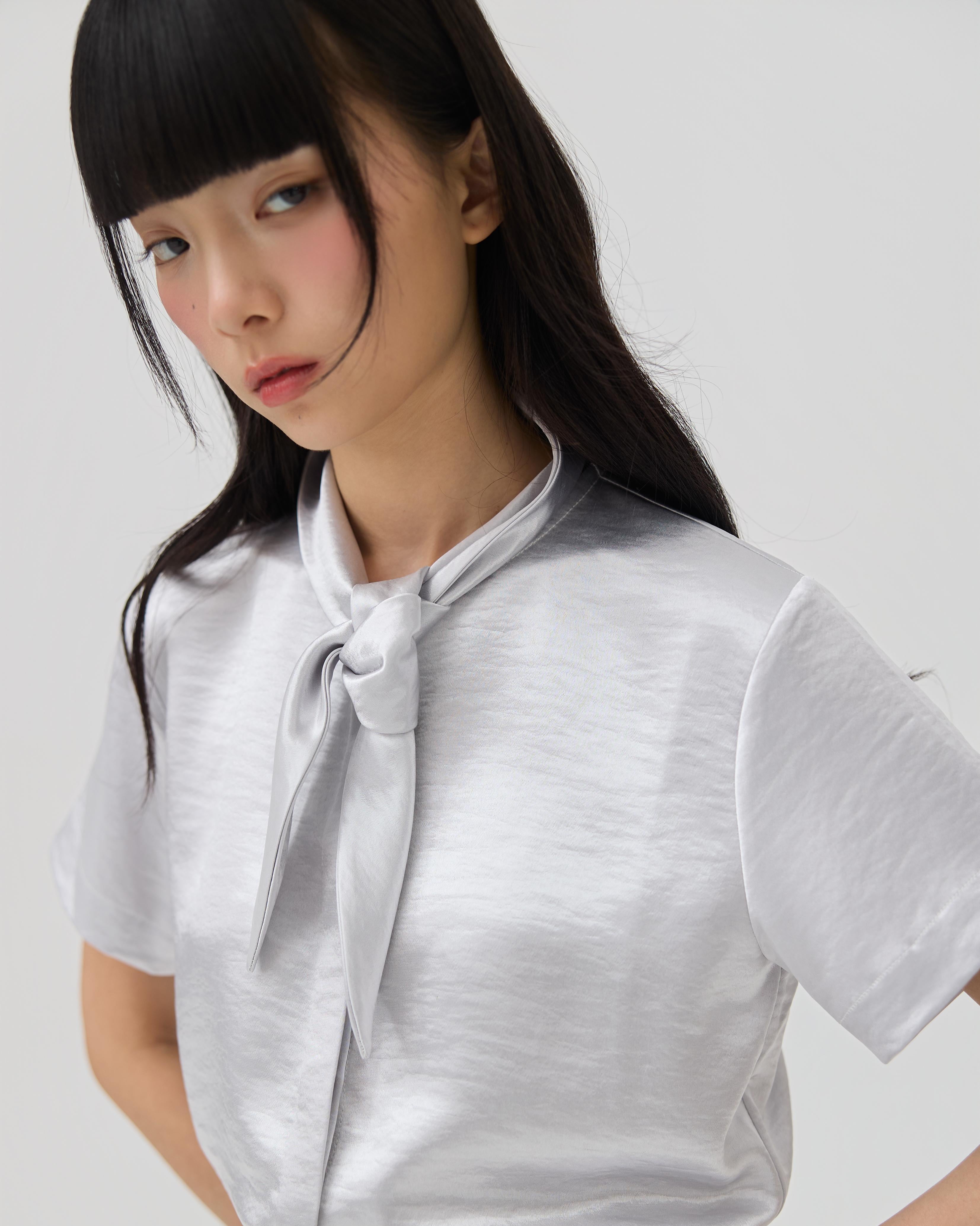 3EIGHTH | Nimai 2-Way Scarf Top In Silver Satin