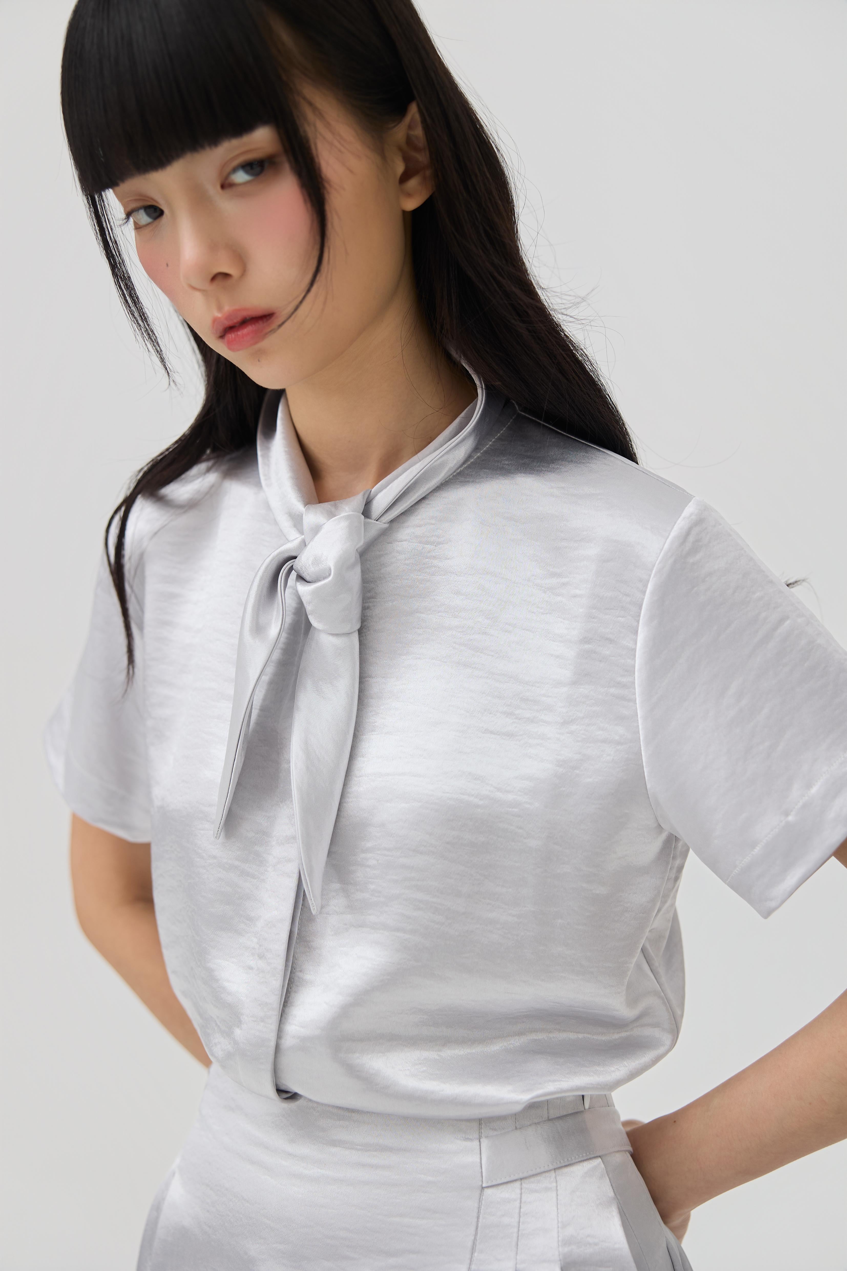 3EIGHTH | Nimai 2-Way Scarf Top In Silver Satin