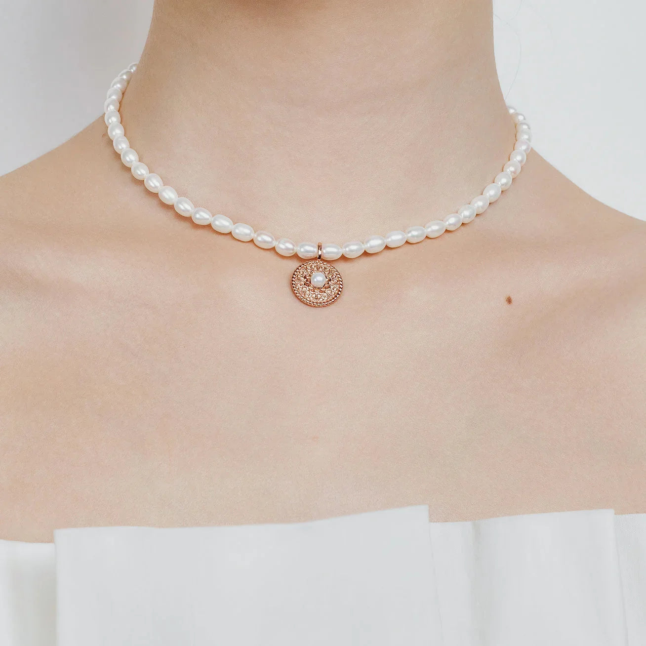 PEARLY LUSTRE | Asian Civilisations Museum Freshwater Pearl Necklace WN00703 | ACM Collection