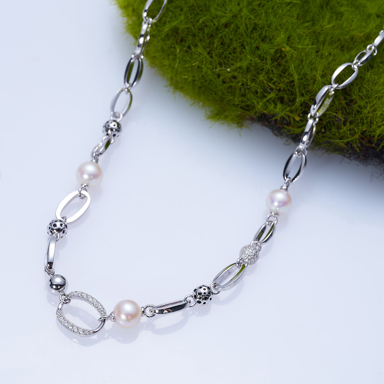 PEARLY LUSTRE | Top Grade Freshwater Pearl Necklace & Earrings Set WS00132 | SAFARI