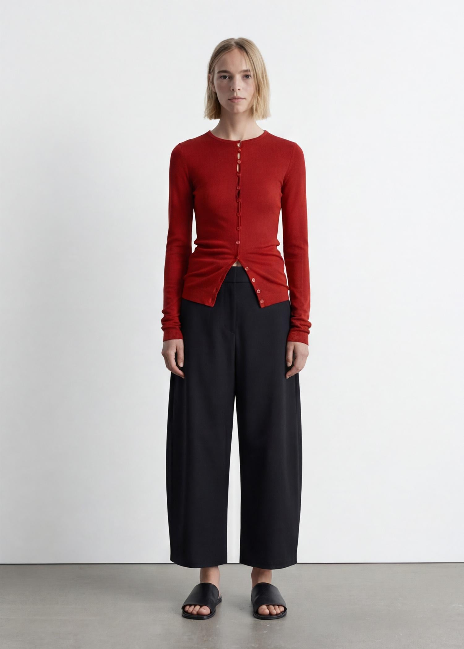 LAYERPLAN | Avie Slim Fit Cardigan