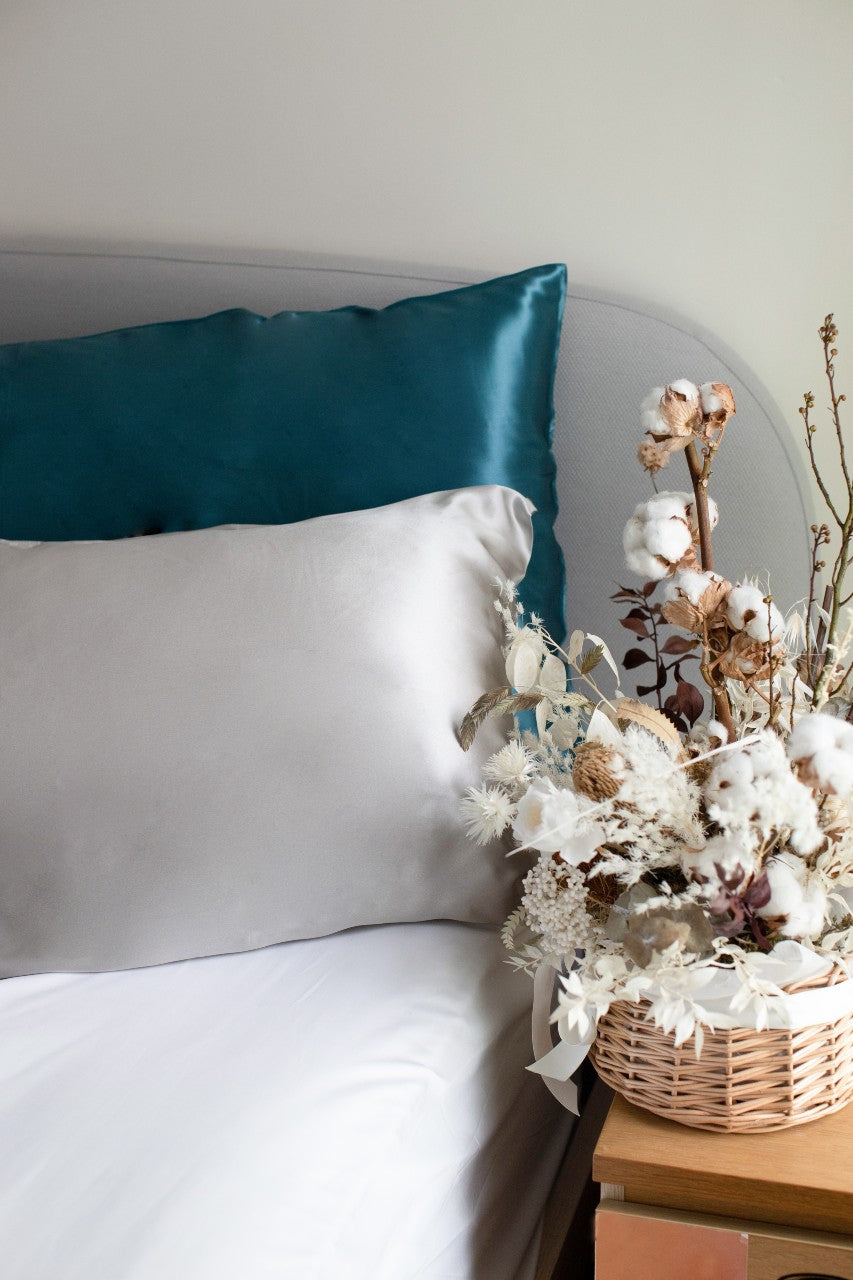 BELLS & BIRDS | Mulberry Silk Pillowcase