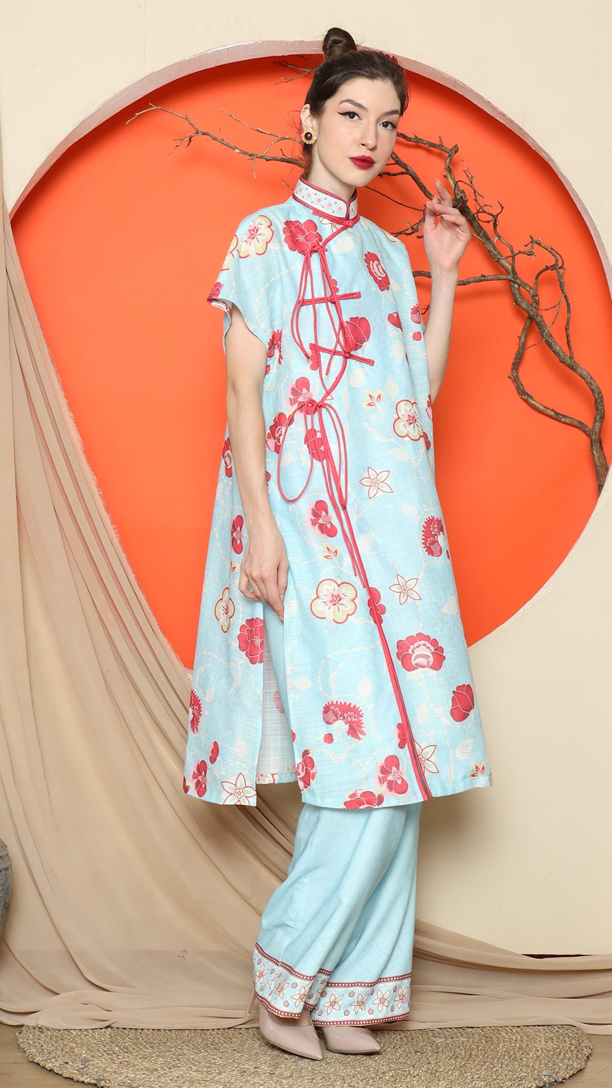 KANZI COLLECTION | Blue Oriental Floral Cheongsam Pant Set