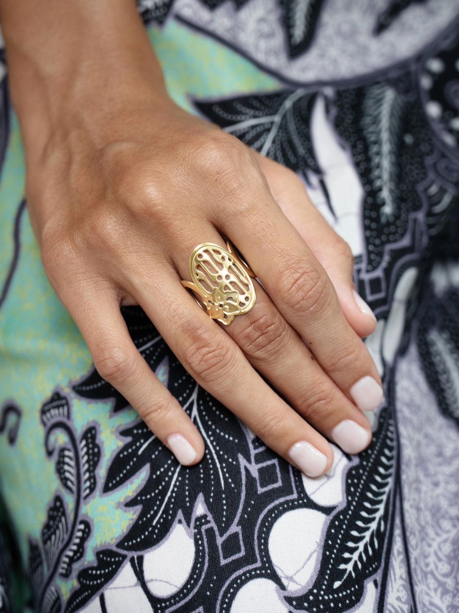 EMBRACE JEWELLERY | Parang Floral Ring