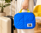 POSTCARD | The Layover Pouch