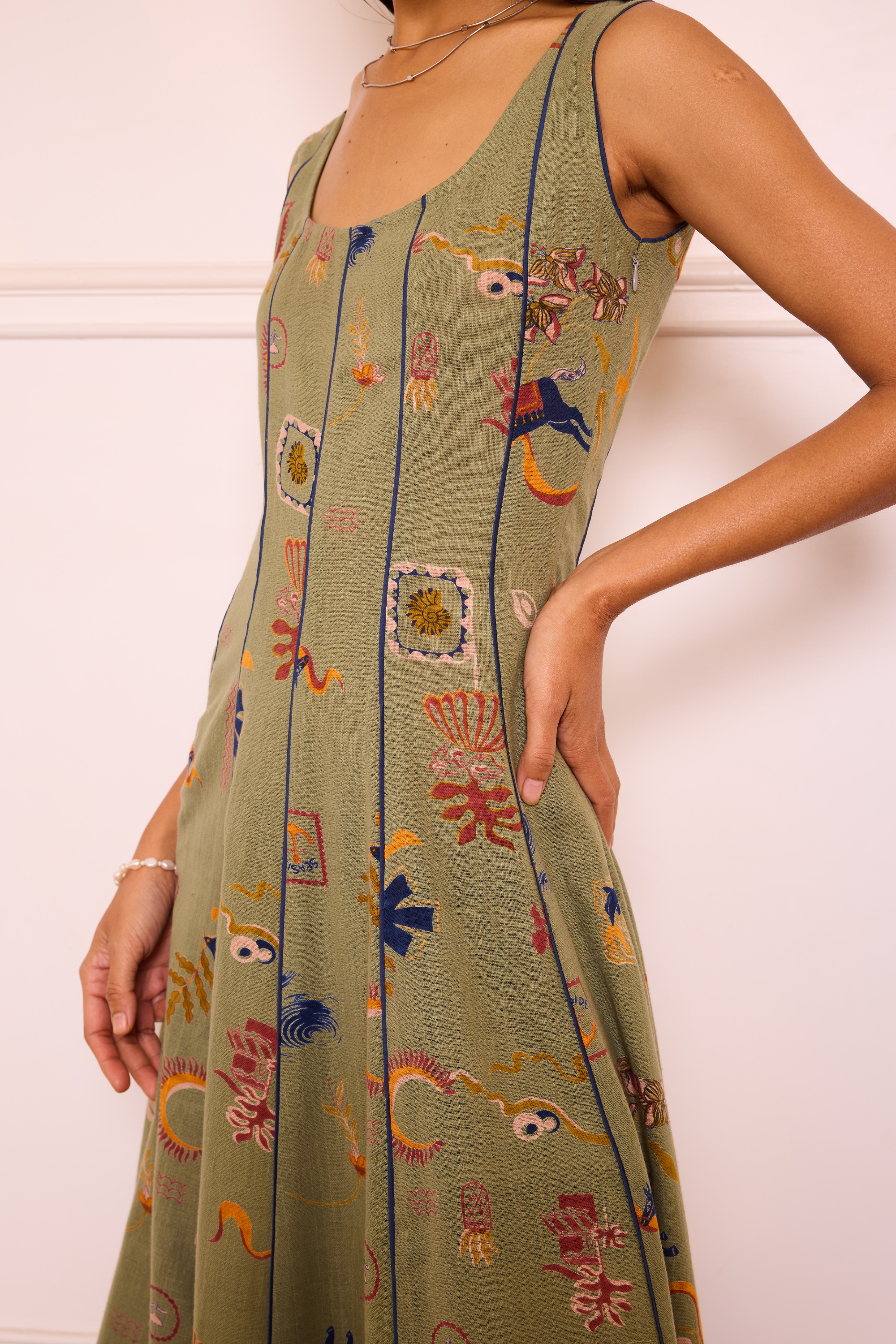 SUI | Bold Nights Handwoven Maxi Dress