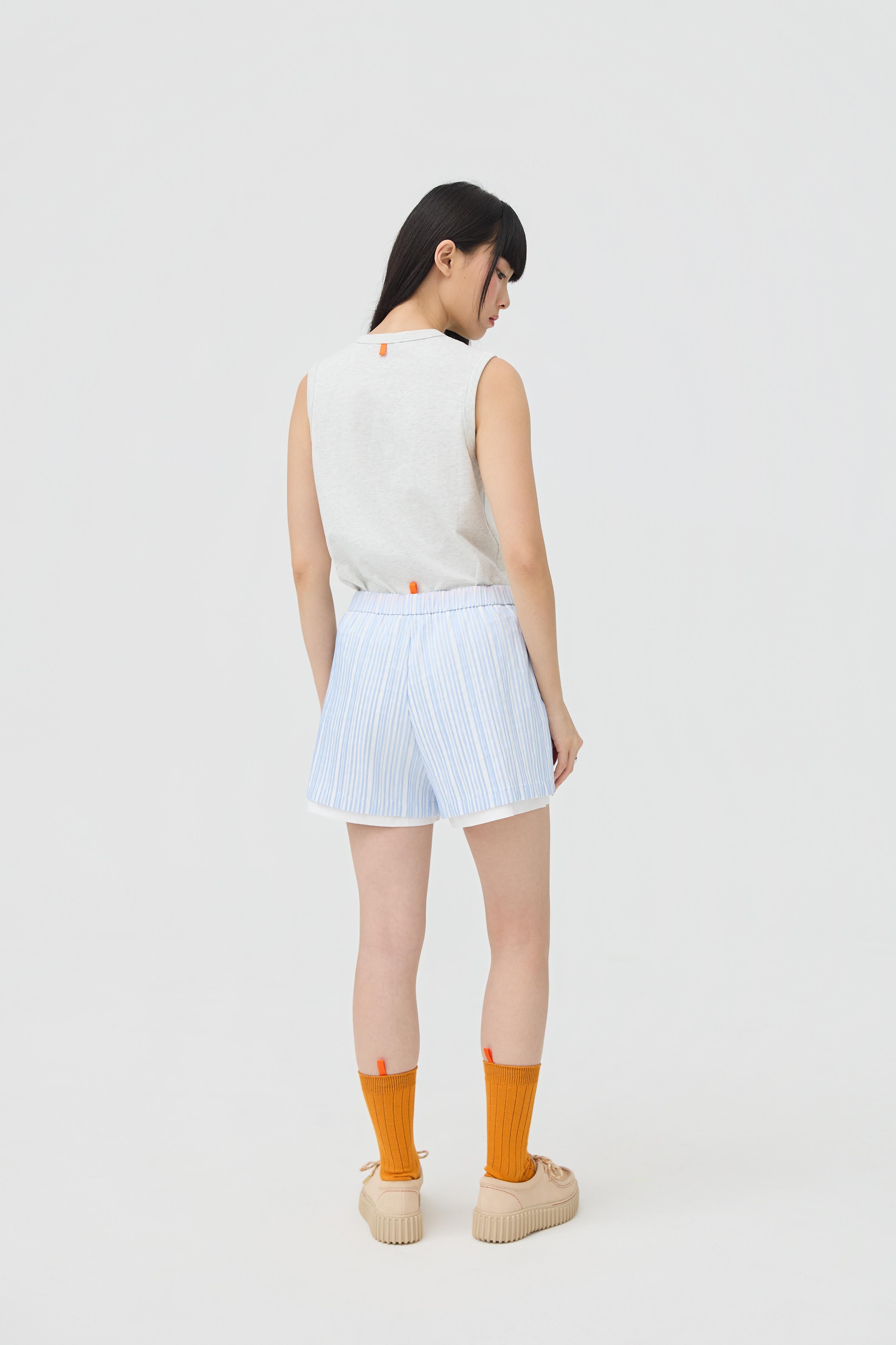 3EIGHTH | Futae Shorts In Blue Seersucker