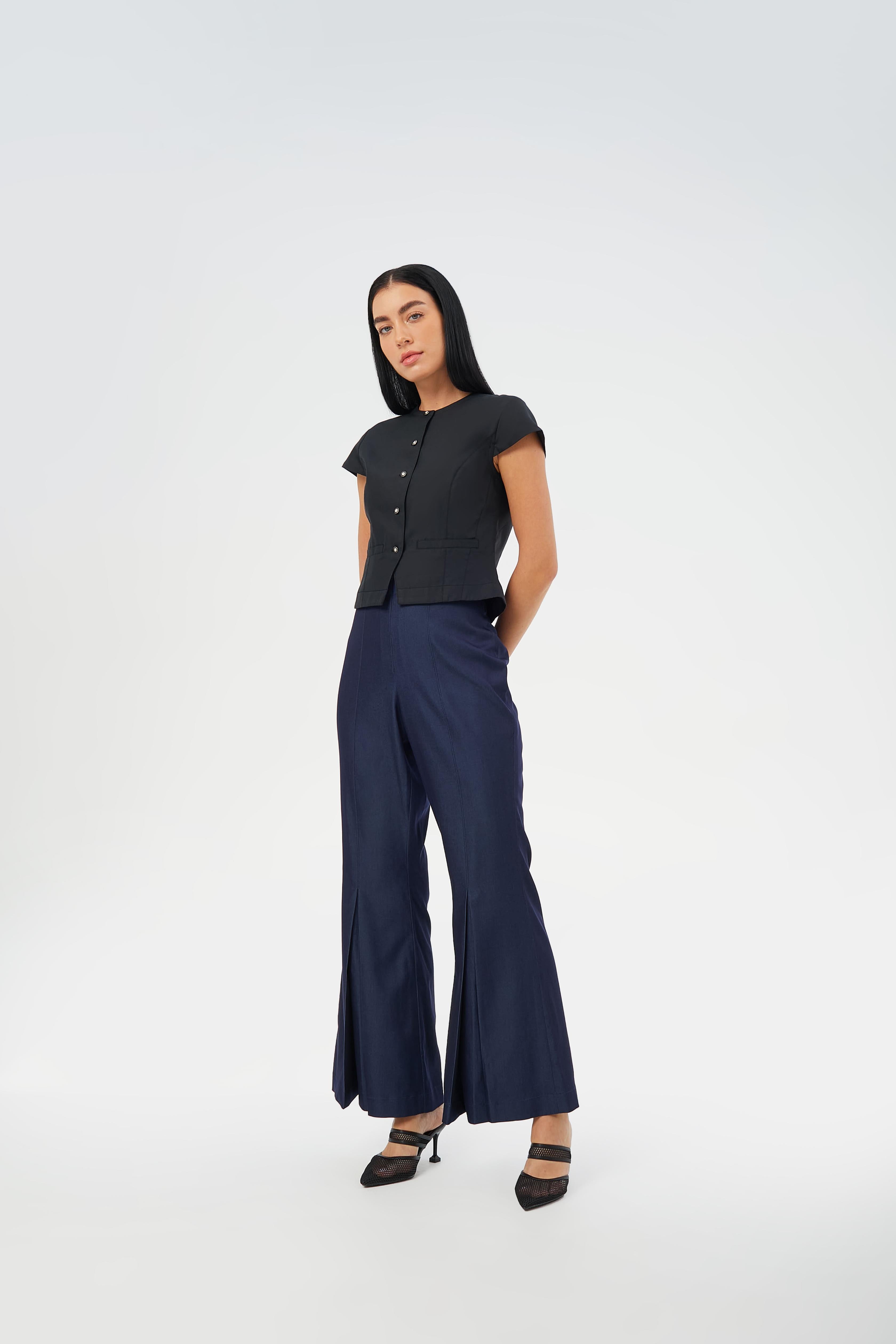 CAELI ECO LUXE | Tailored Button Top
