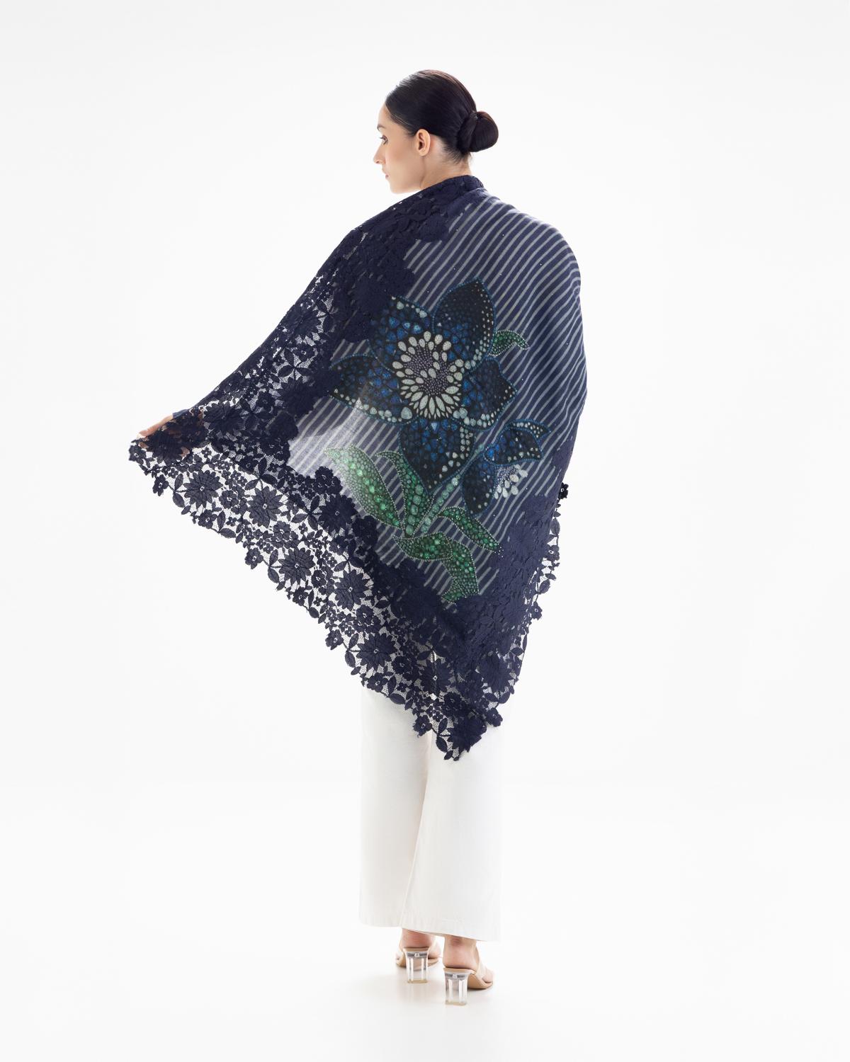 QUEENMARK | AN Assorted Lace Print Crystal Shawl Dark Blue Blue Bird 2