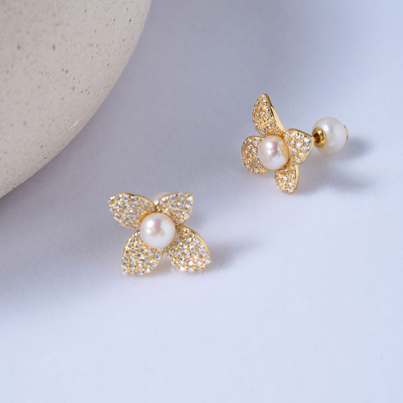 PEARLY LUSTRE | Top Grade Freshwater Pearl WS00133 | BLOOM