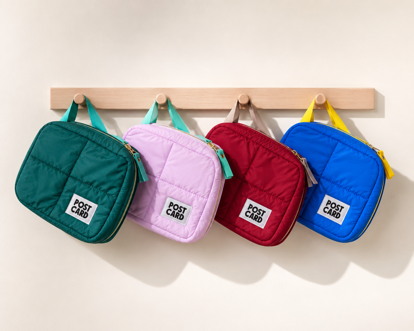 POSTCARD | The Layover Pouch