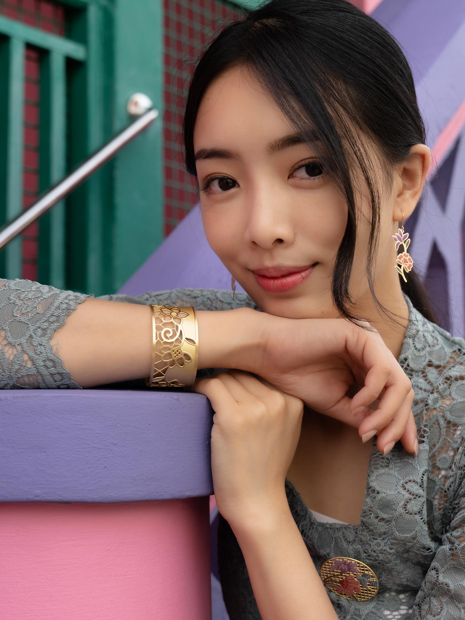 EMBRACE JEWELLERY | Lace Cuff Bracelet