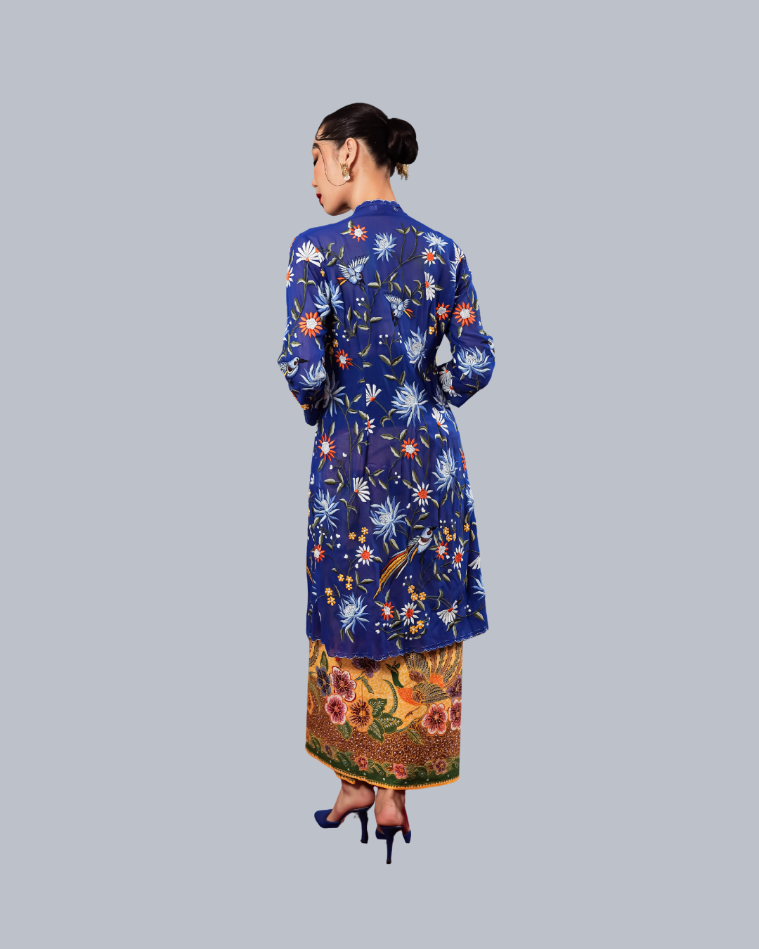 ROEMAH KEBAYA VIELGA | Bird Full Embroidery Kebaya