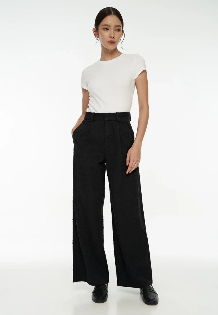 DRESSINGPAULA | High Rise Pleated Jeans