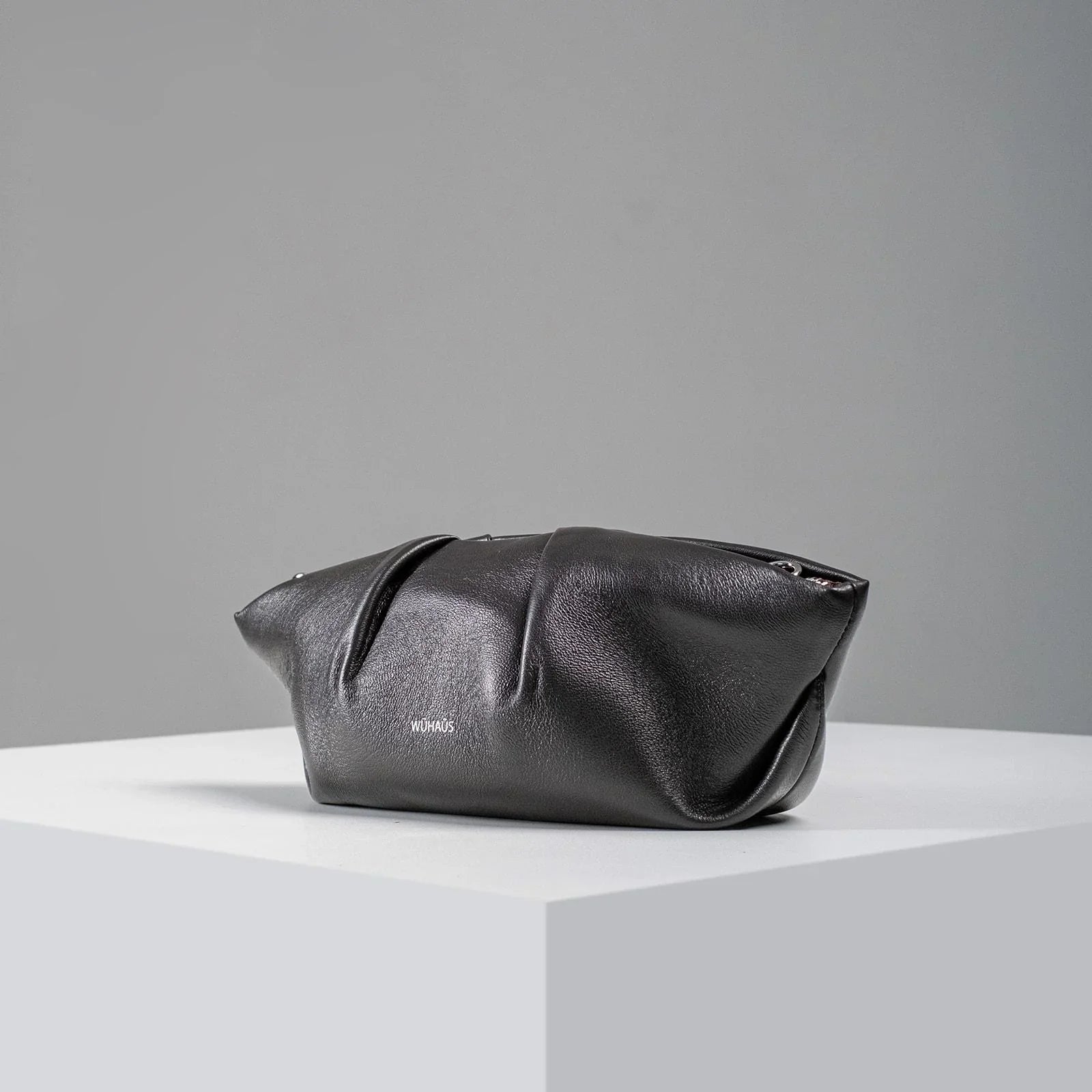 WU HAUS | Mori Leather Clucth