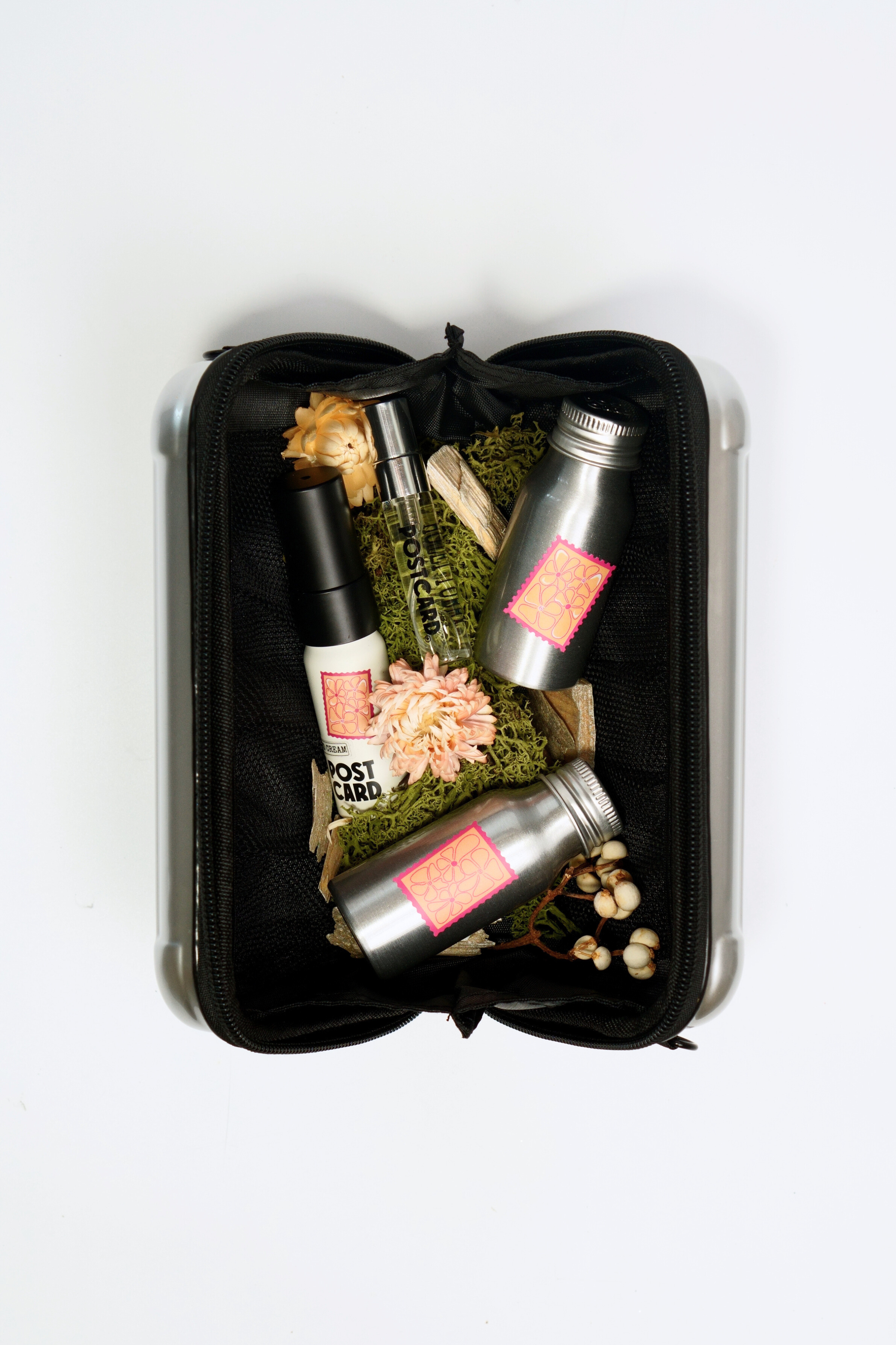 POSTCARD | Destination: Wild Flowers Travel Gift Box