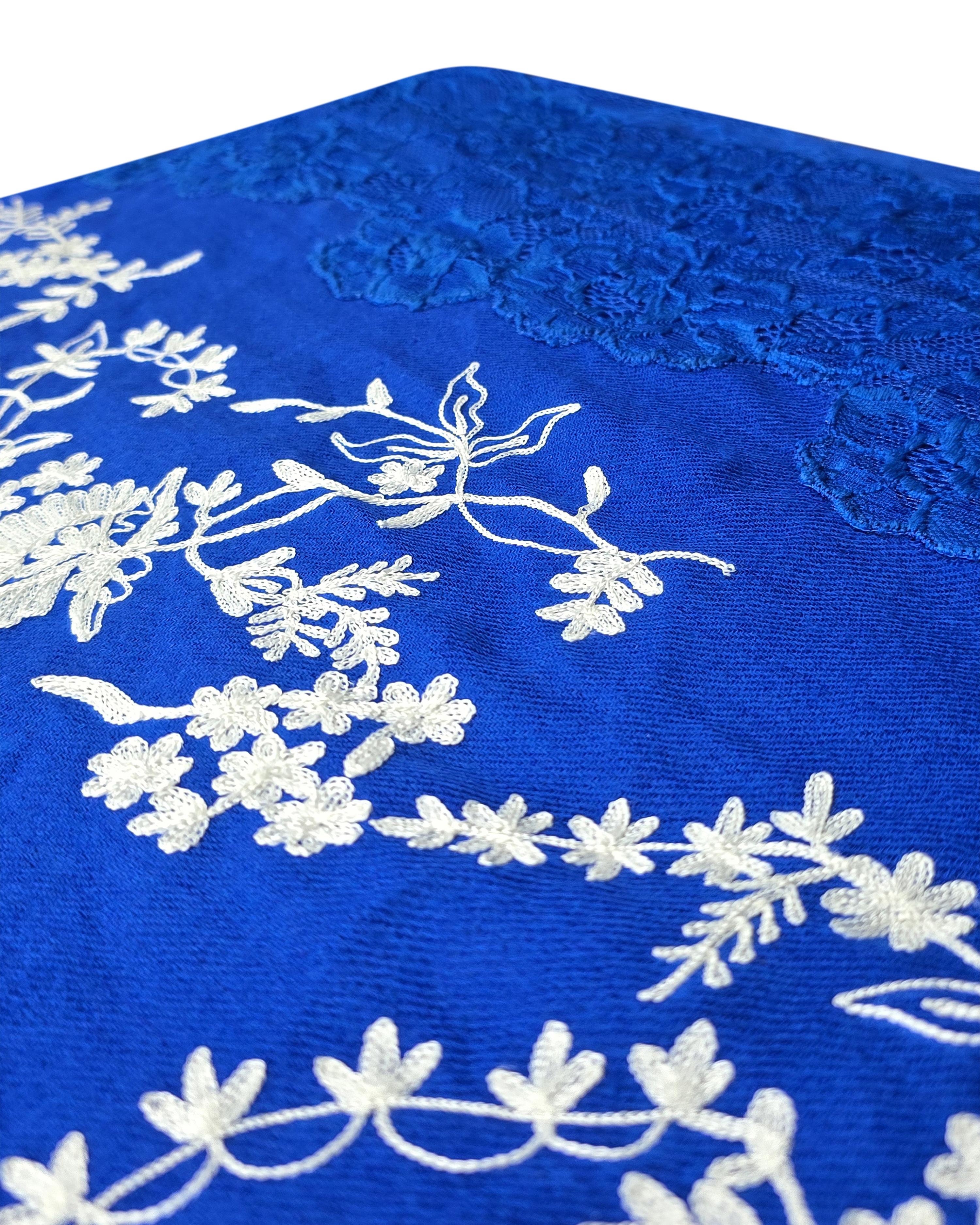 QUEENMARK | Maj Assortment 1 Blue White Flowers