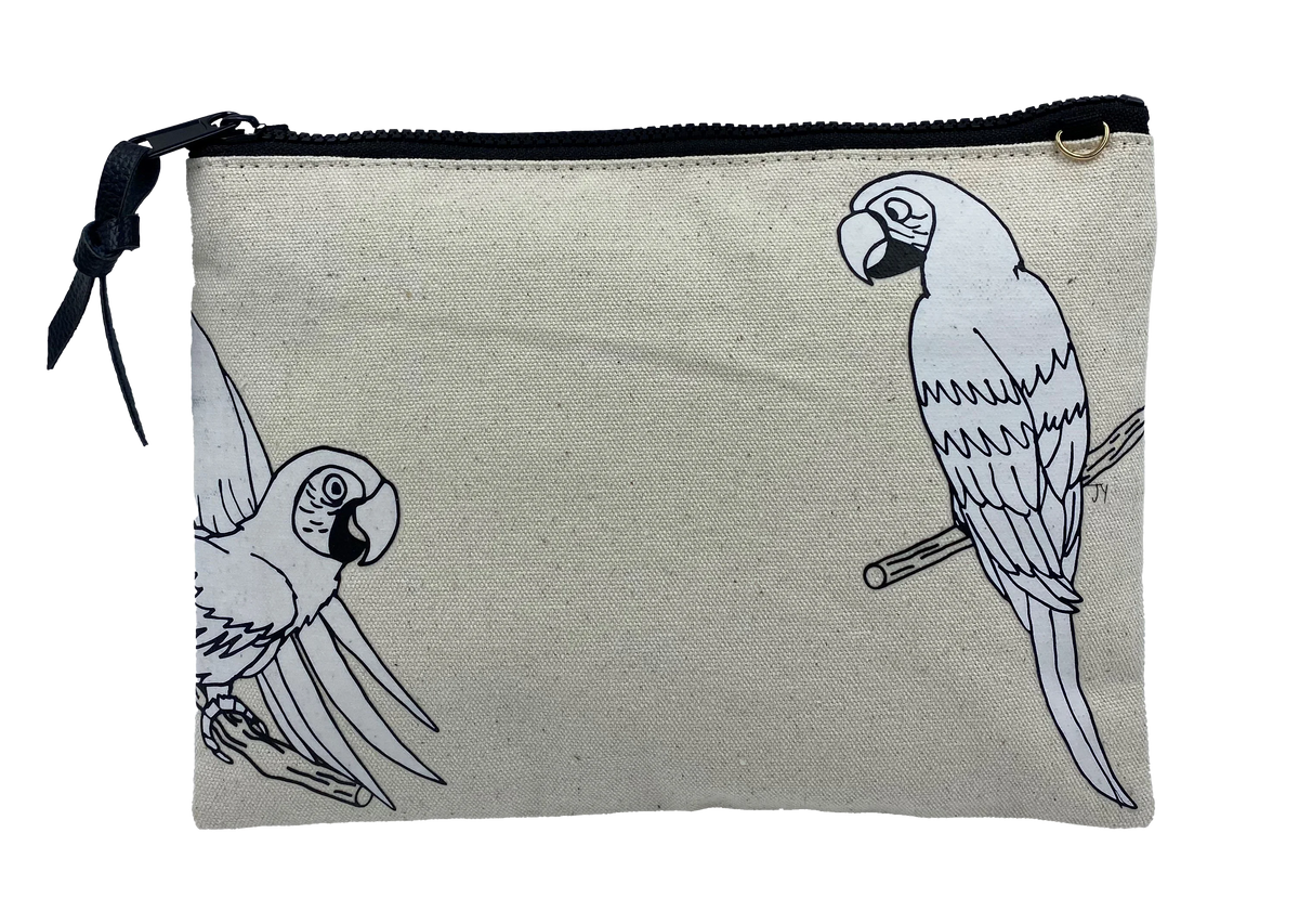 THE ANIMAL PROJECT | Pouch