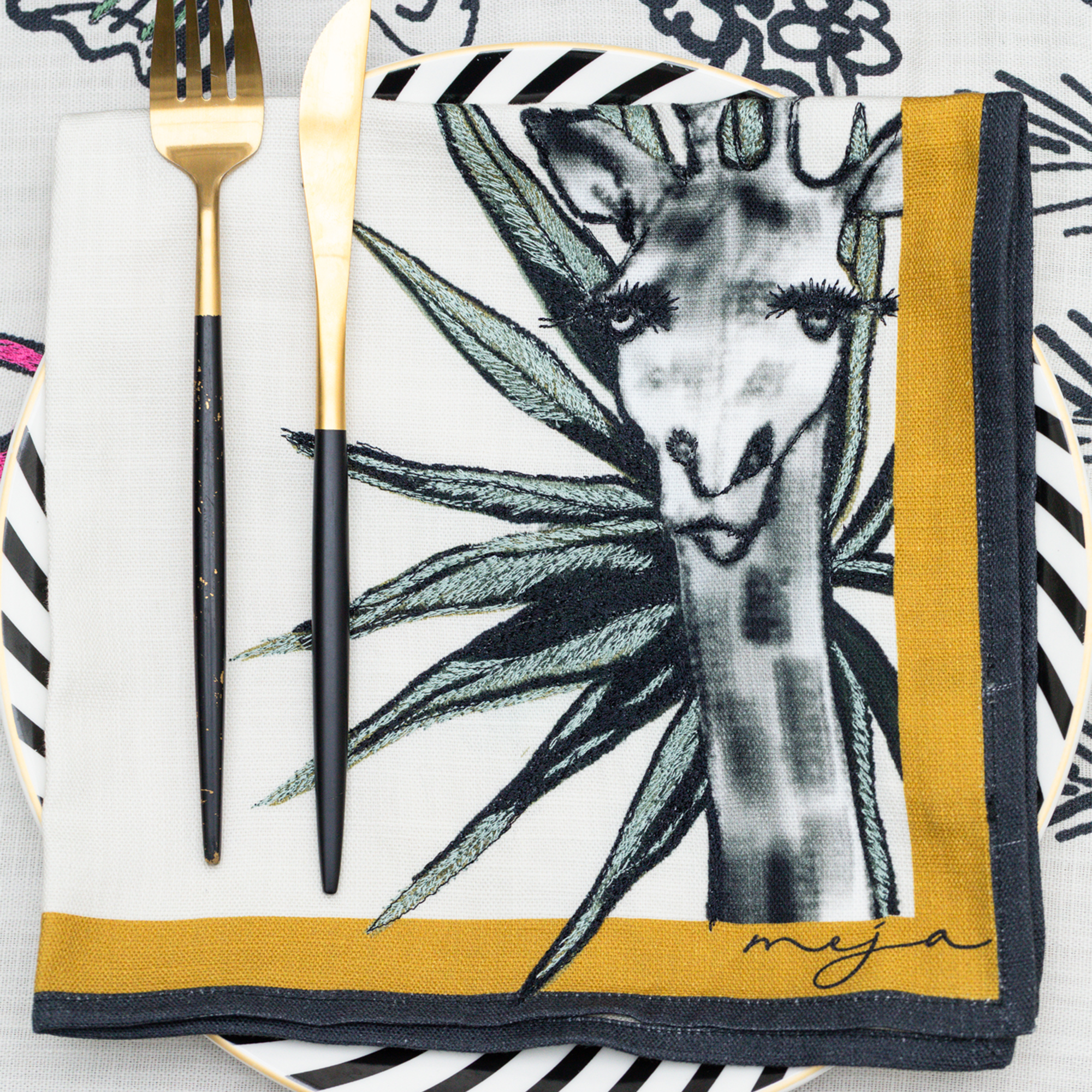 MEJA | The Show Of Safari Animal Napkins (Set Of 2)