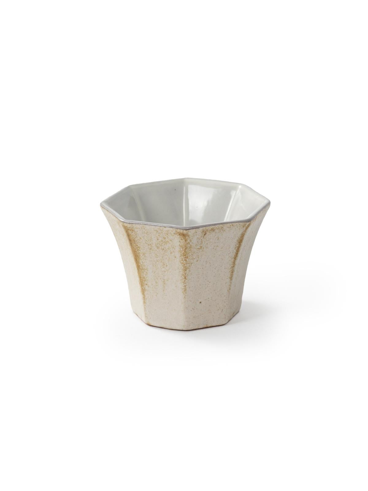 CRAFILAB | Antique Off & White & Octagonal Cup