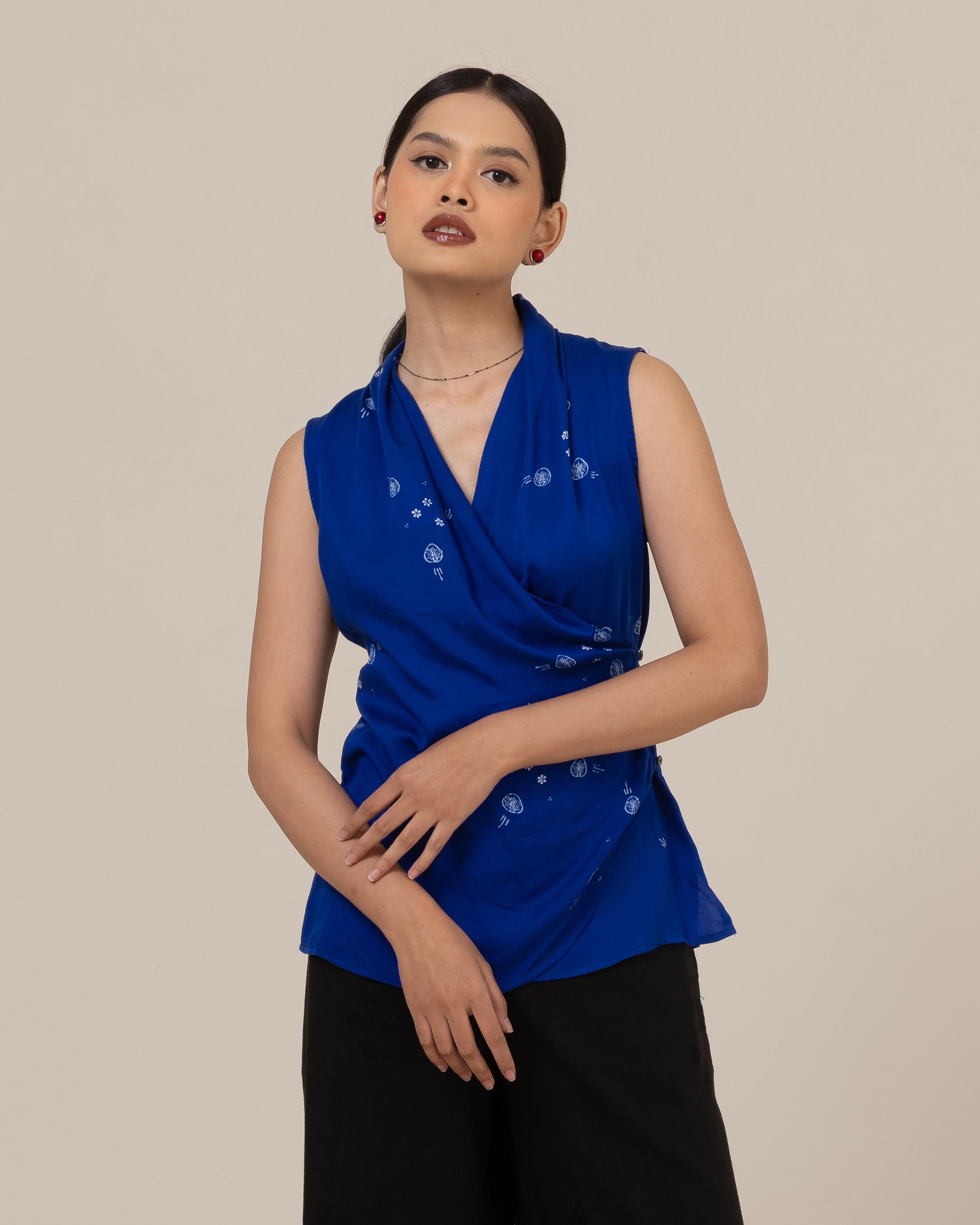 SUKKHA CITTA | FLORA - Classic Wrap Top