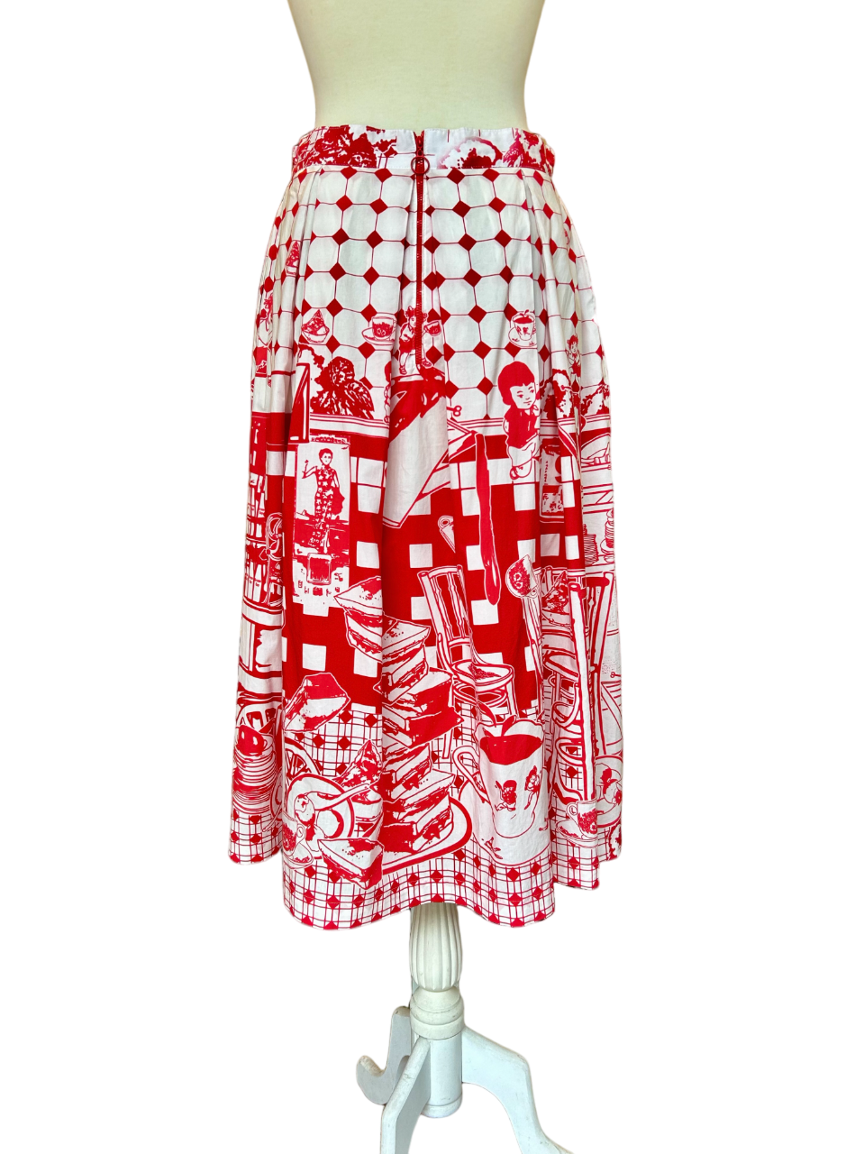TRIOLOGIE | Kopitiam (R/W) Swing Skirt