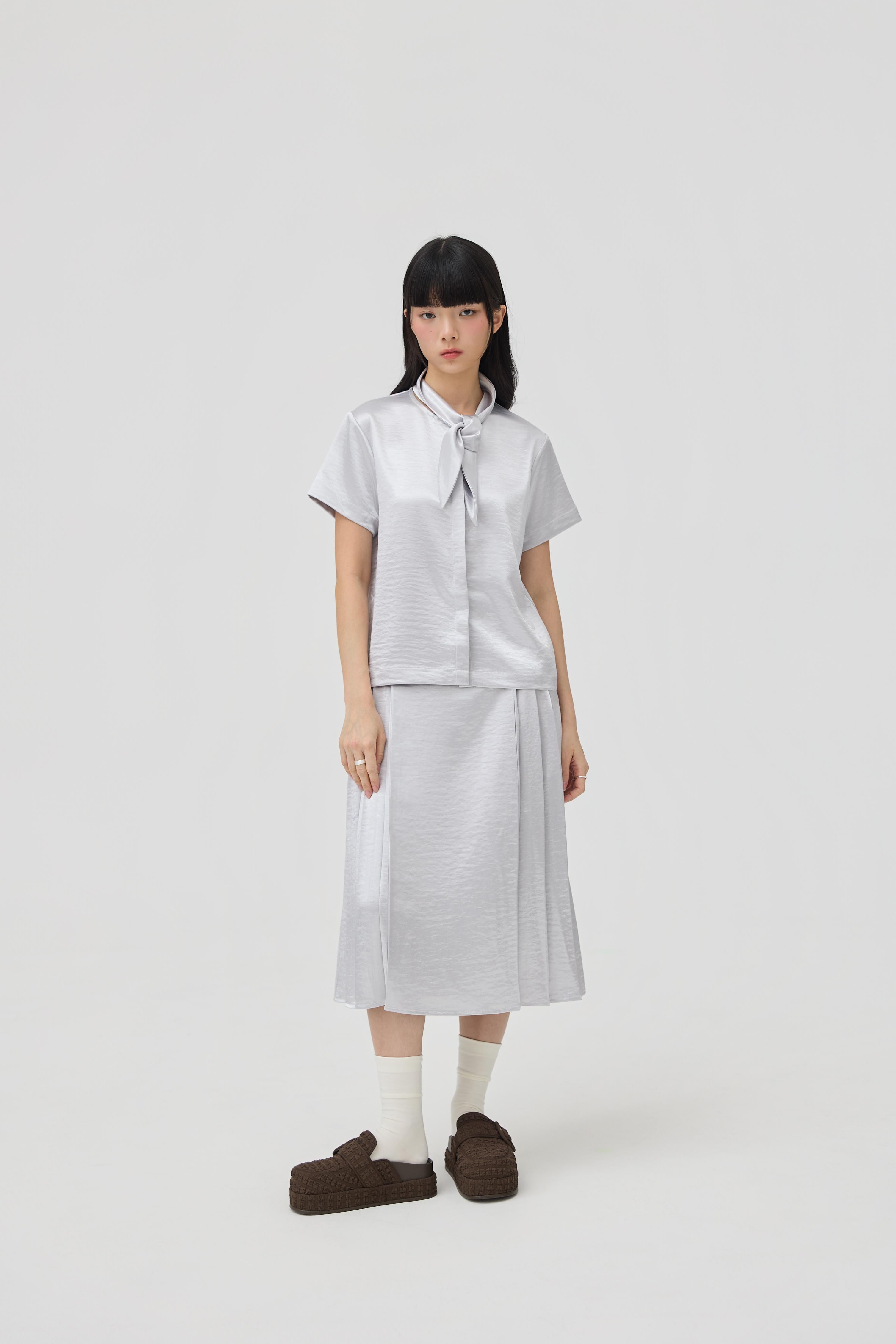 3EIGHTH | Nimai 2-Way Scarf Top In Silver Satin