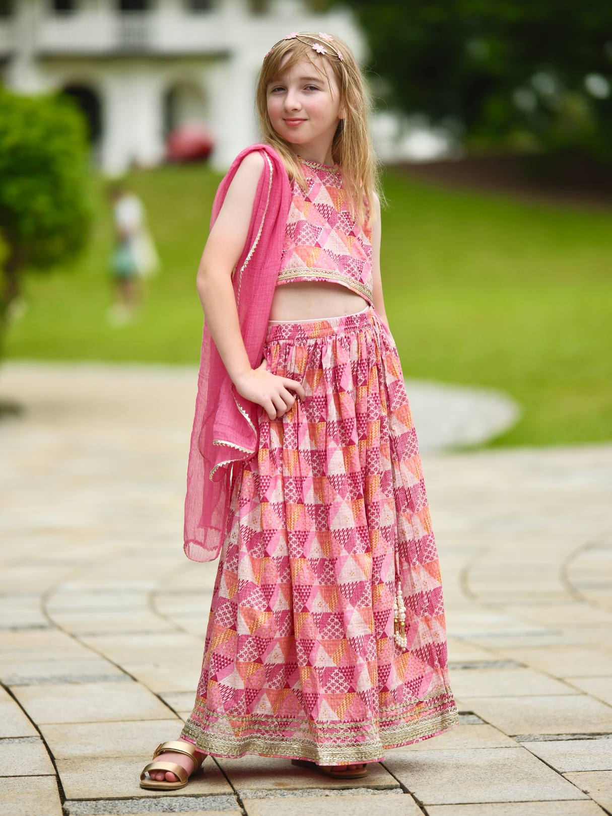 NIMBU | Mehak Pink Girls Sleeveless Sequinned Lehenga Set With Dupatta In Cotton