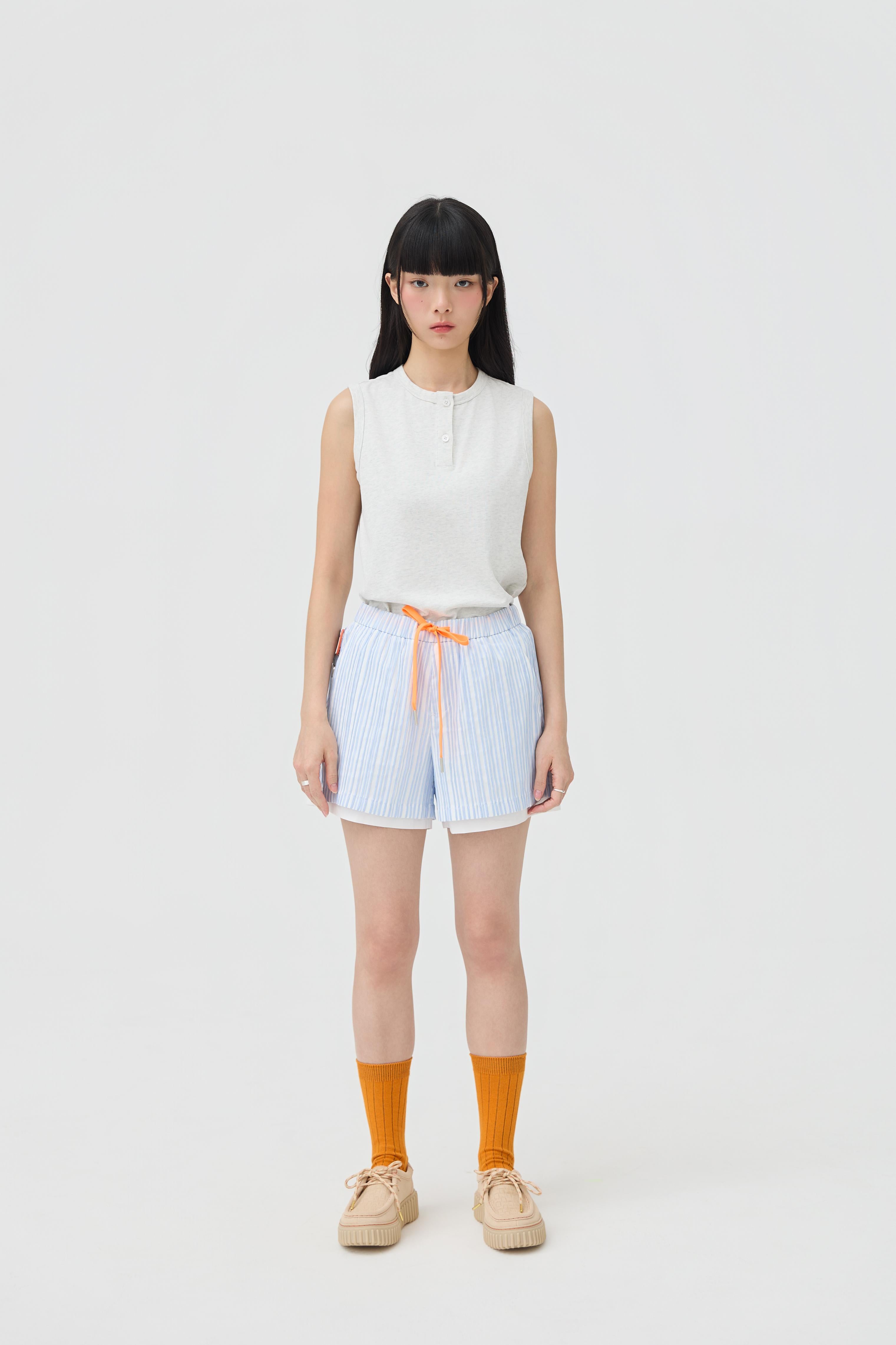 3EIGHTH | Futae Shorts In Blue Seersucker