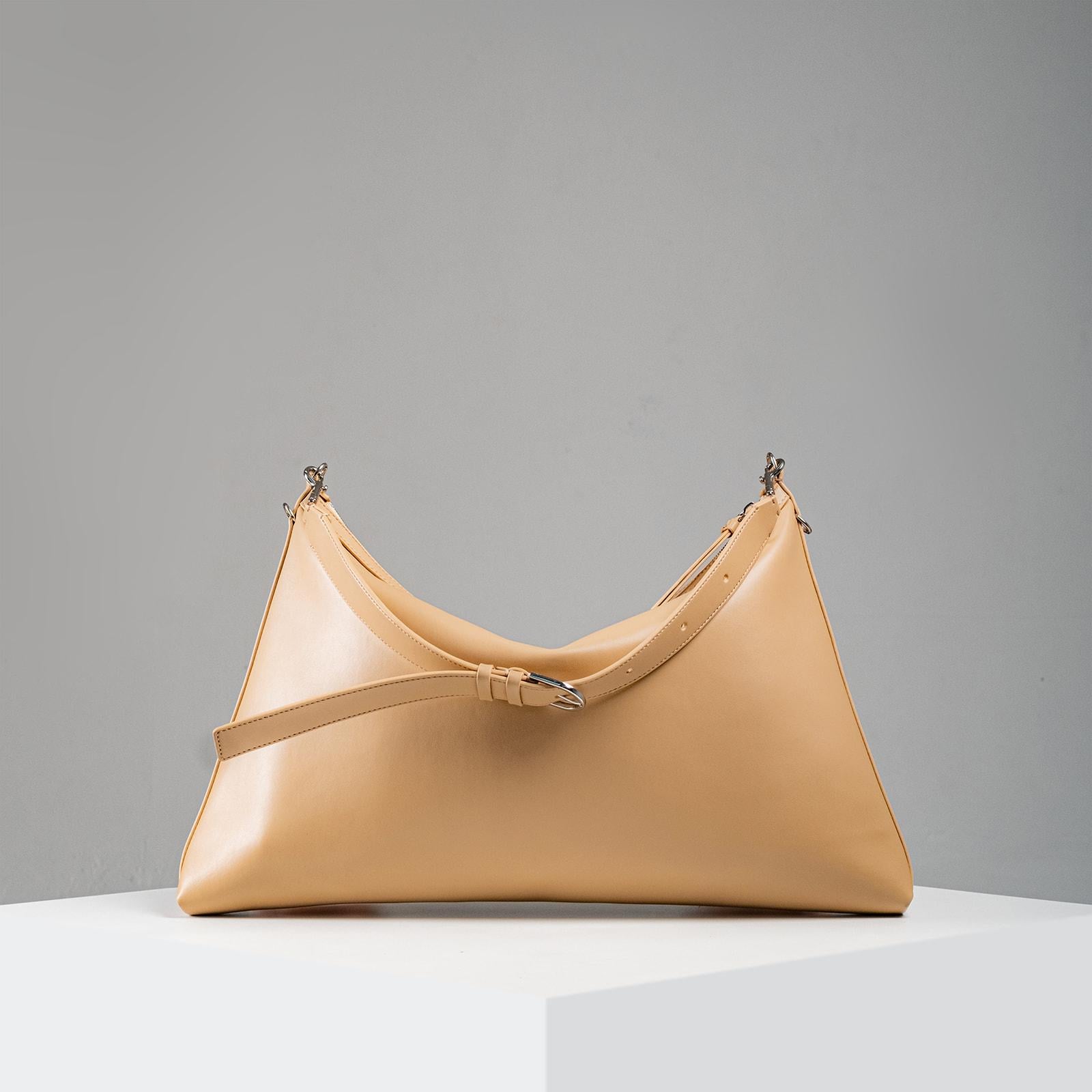 WU HAUS | Helix Leather Shoulder Bag