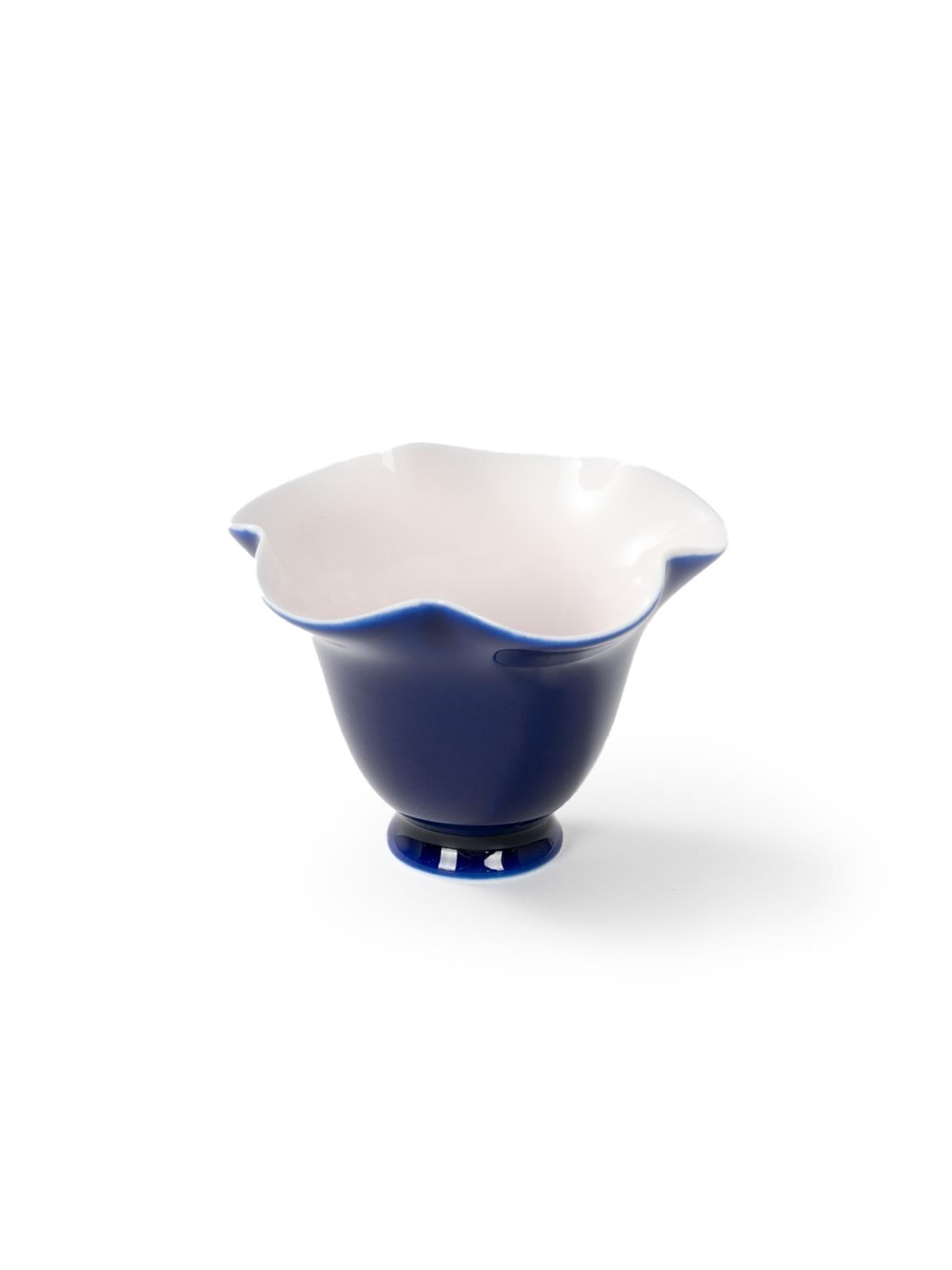 CRAFILAB | White Jade Clay Porcelain - Sapphire Blue - Flower-Rim Cup