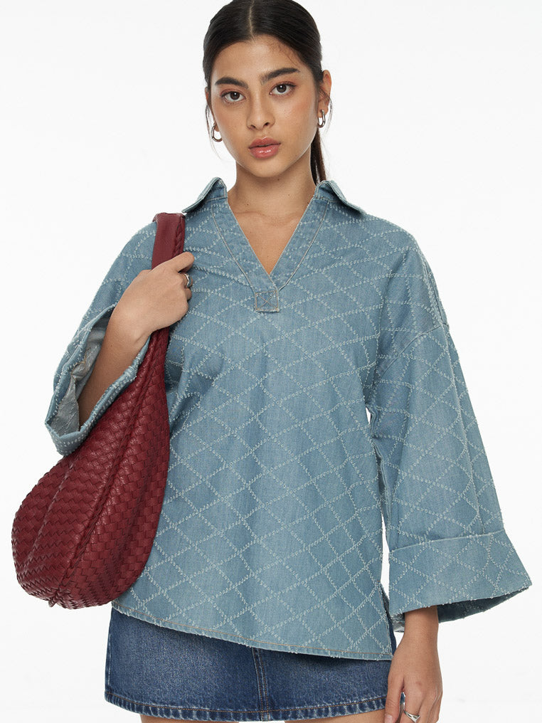 DRESSINGPAULA | Oversized Denim Blouse