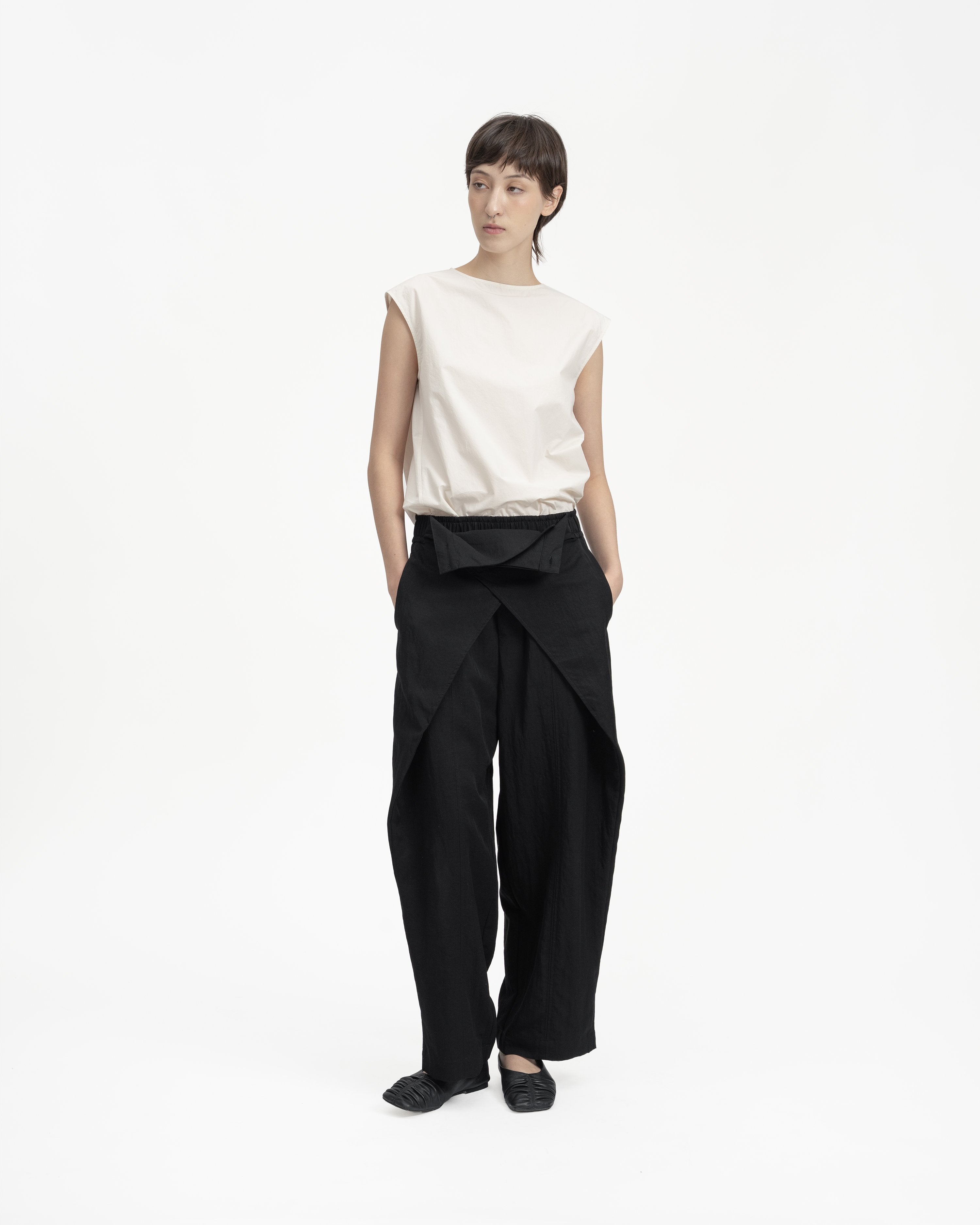 GRAYE | Sash Wrap Trousers | Black