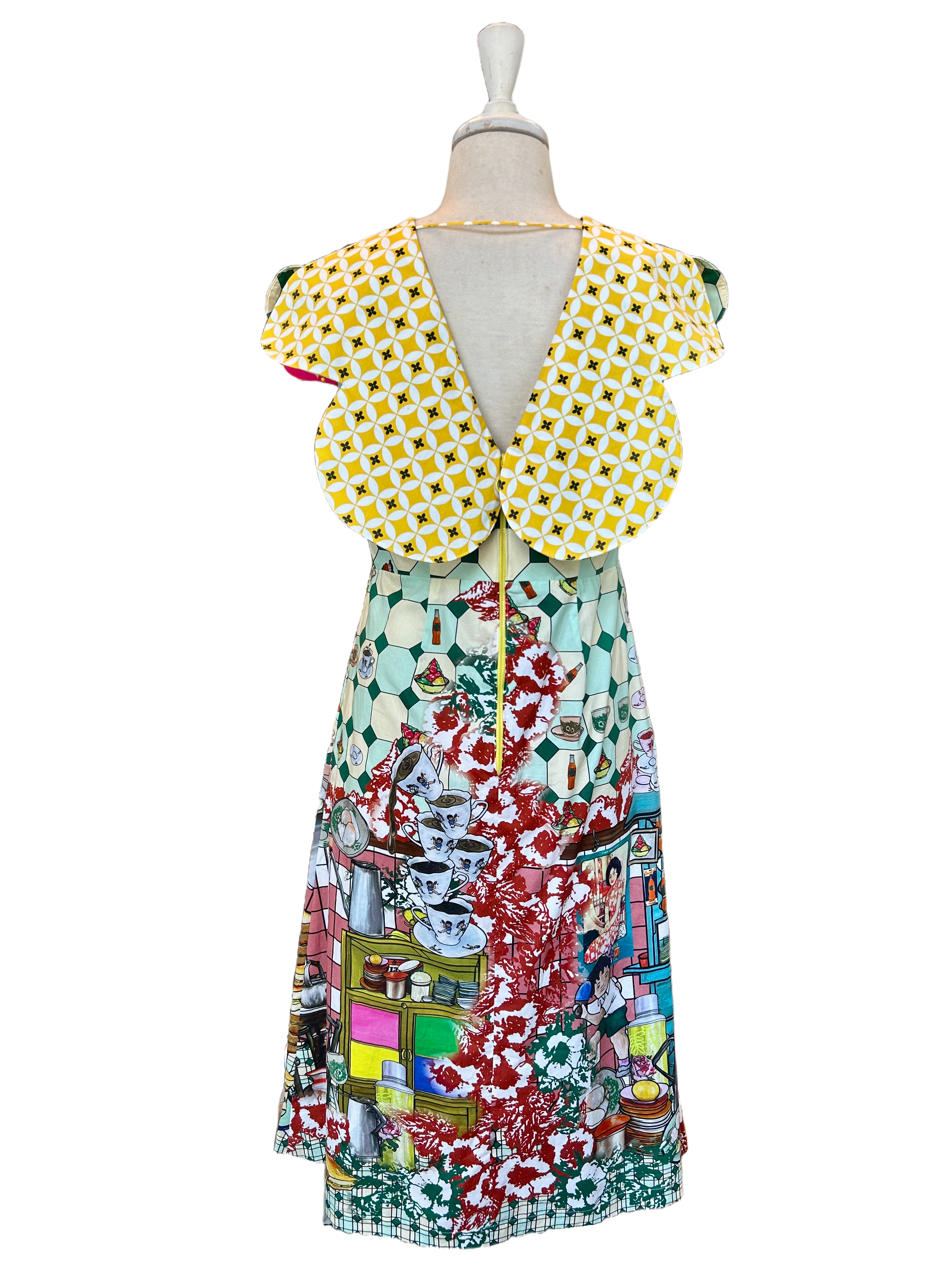 TRIOLOGIE | Kopitiam Petal Sleeve Dress