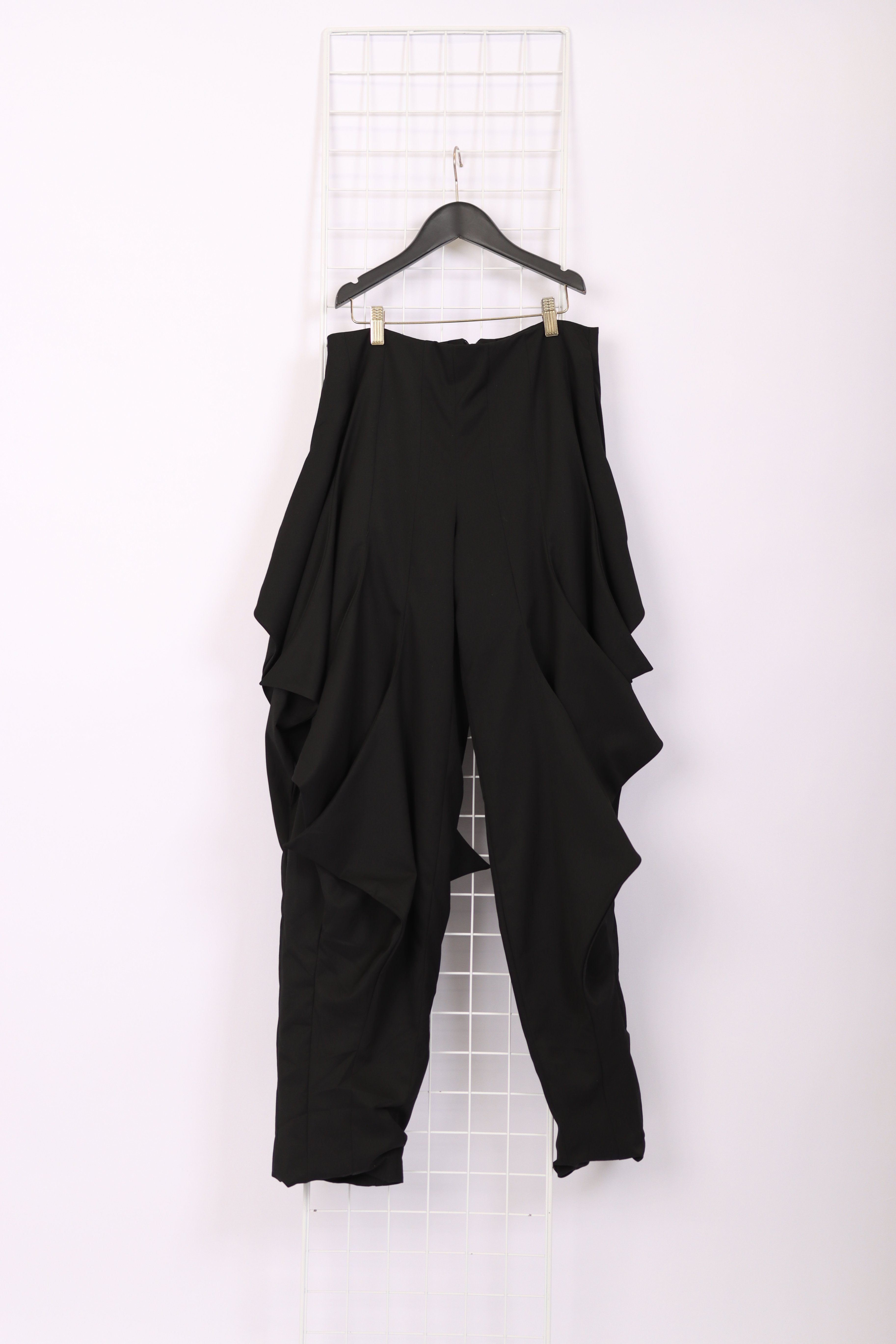 RAFFLES PRIVATO | STEPHANIE GABRIELLE Diamond Pants
