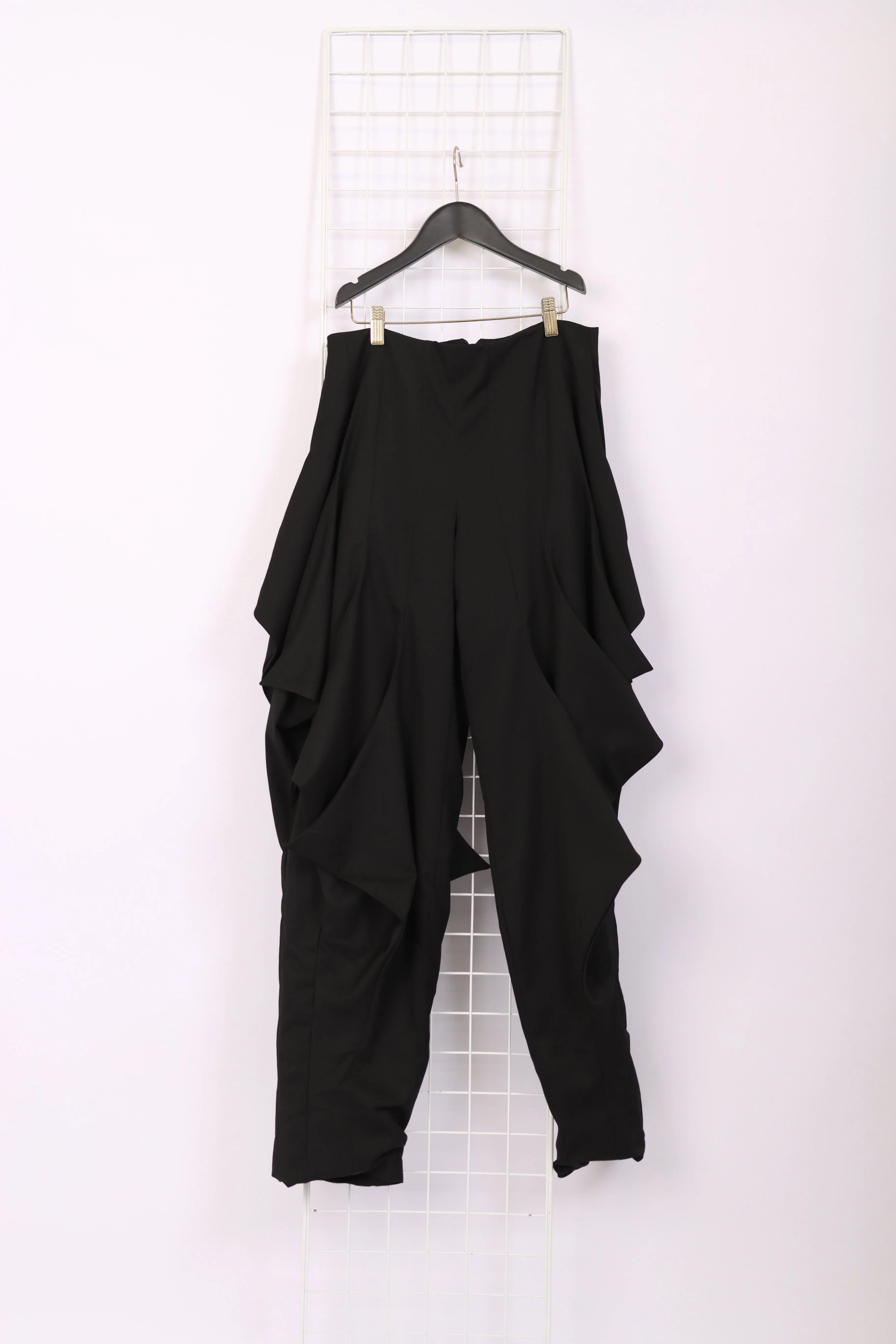 RAFFLES PRIVATO | STEPHANIE GABRIELLE Diamond Pants