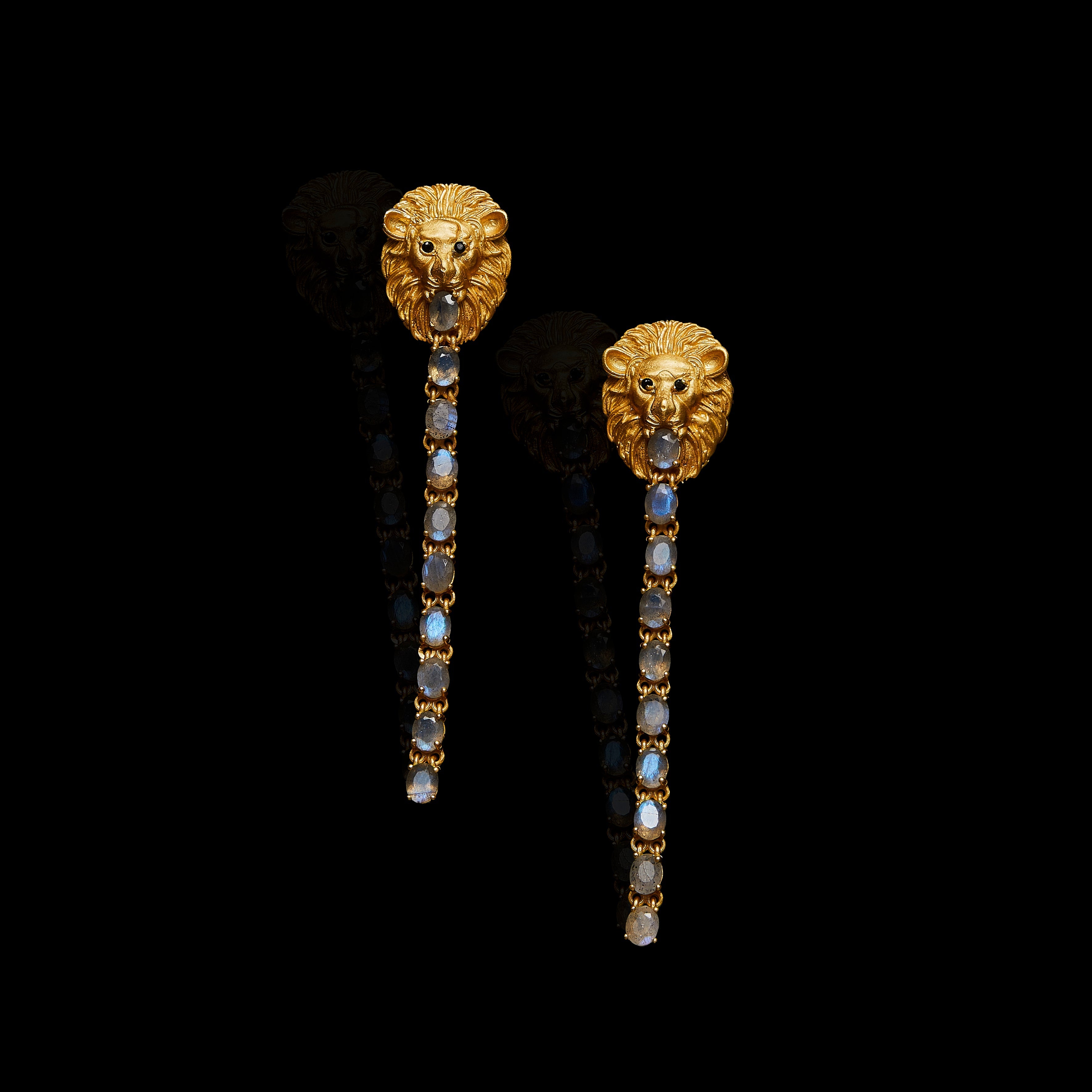 BOHEME BY VERO | Merlion Earrings With Stones