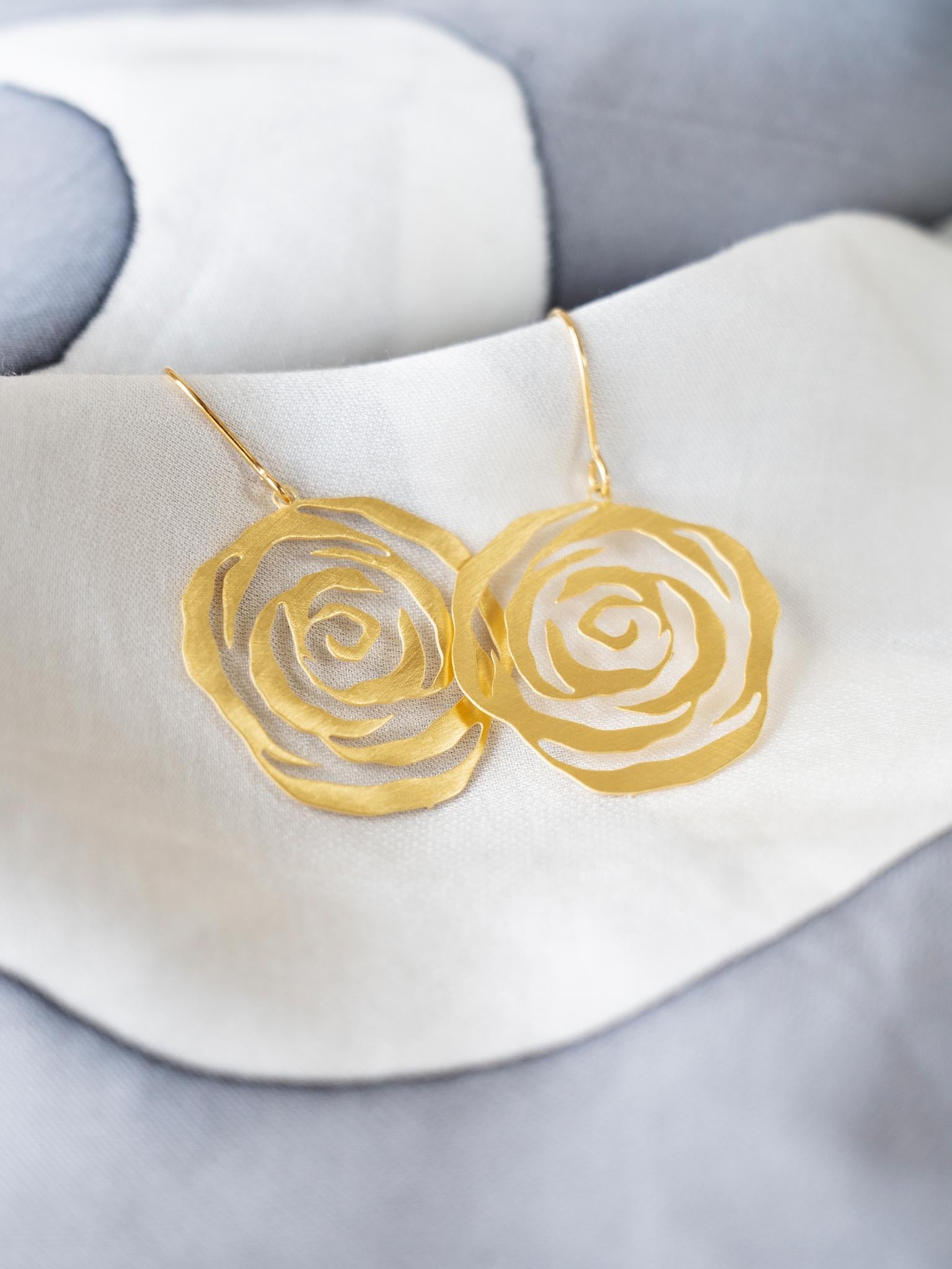 EMBRACE JEWELLERY | Rose Earrings