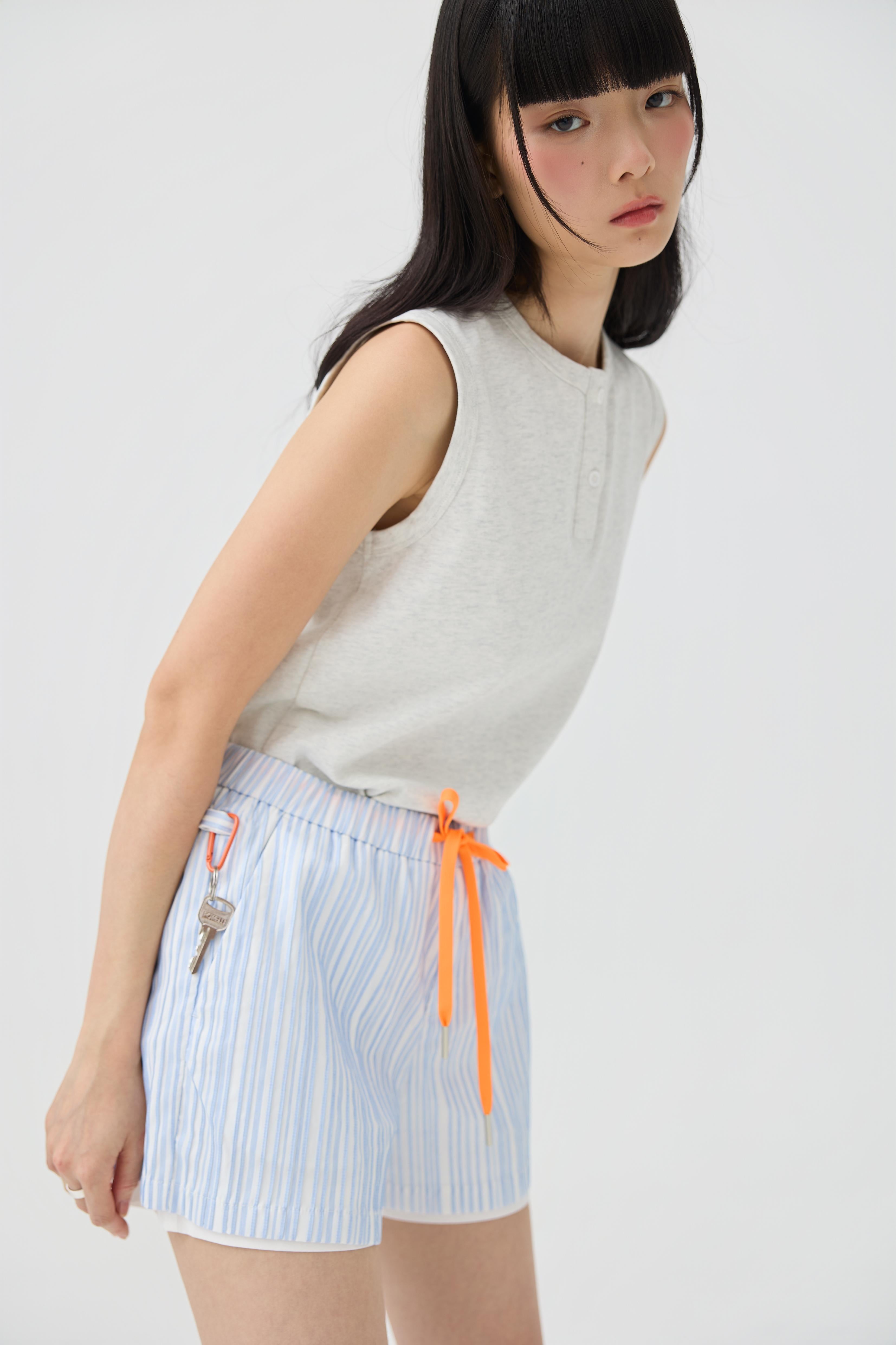 3EIGHTH | Futae Shorts In Blue Seersucker