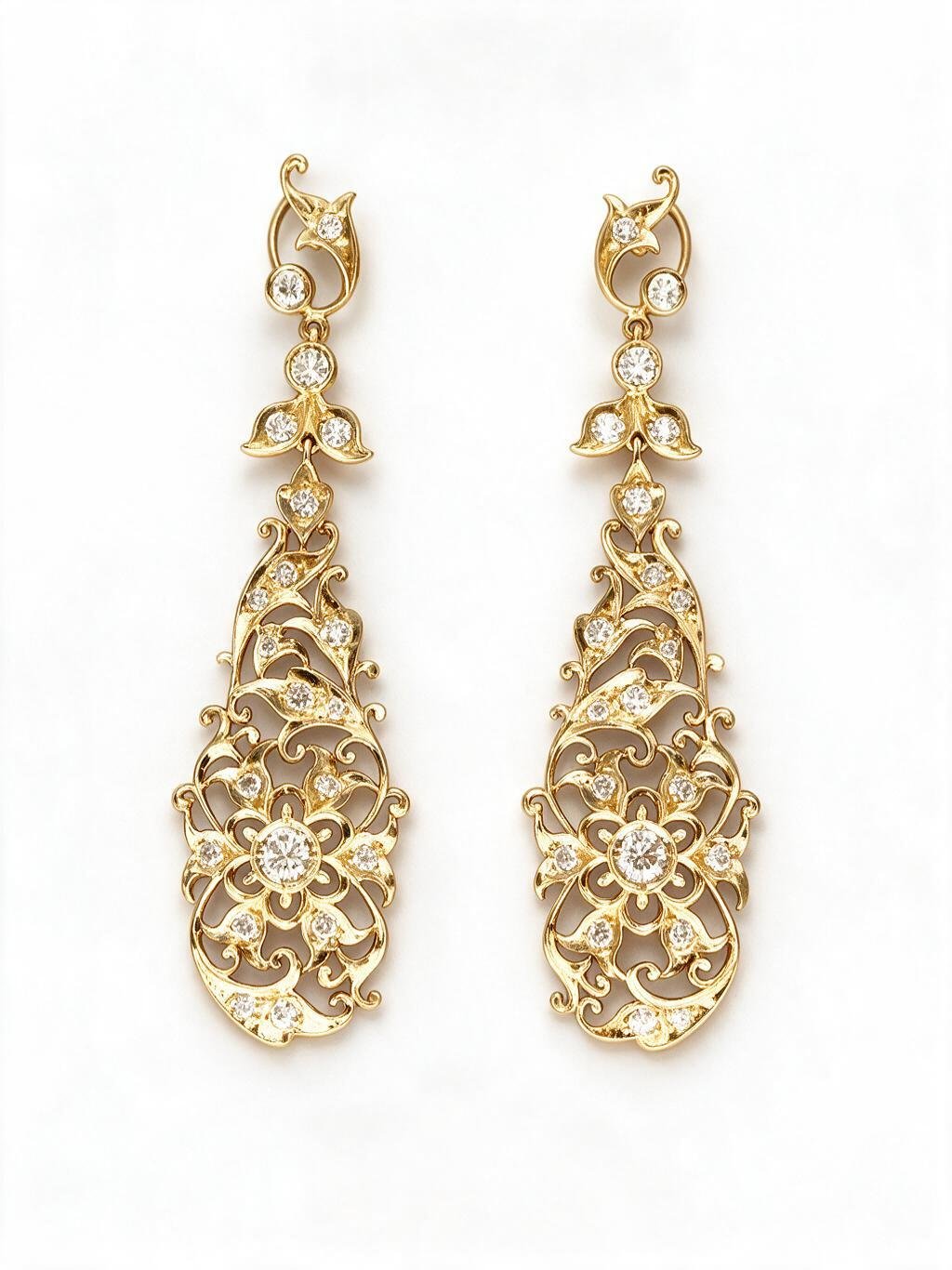 FOUNDATION JEWELLERS | 18K Yellow Gold Natural Diamond Earring - PE101416