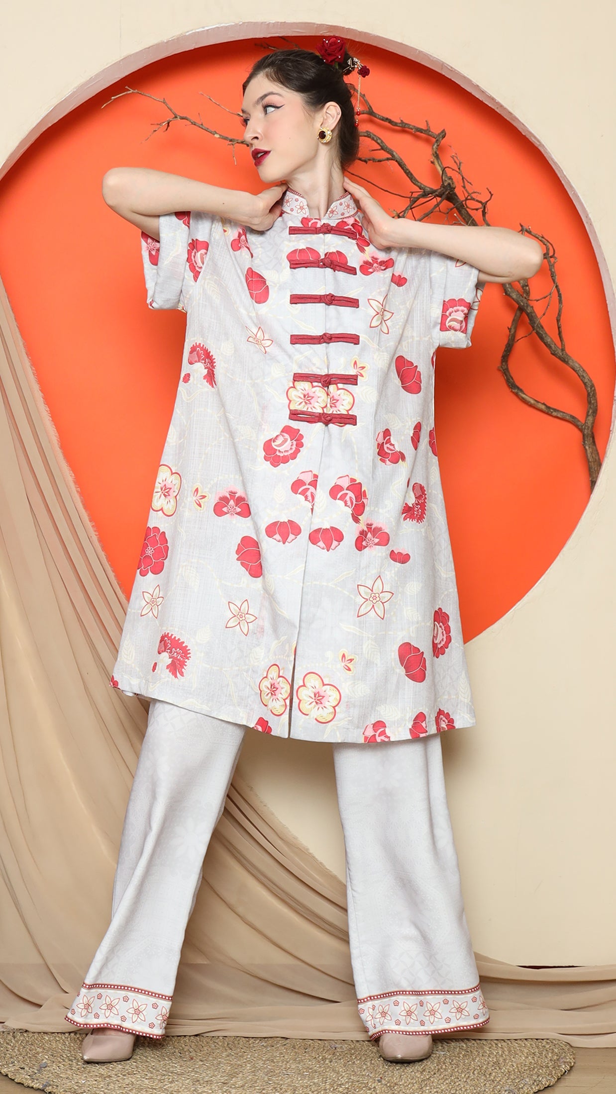 KANZI COLLECTION | Grey Floral Cheongsam Pant Set