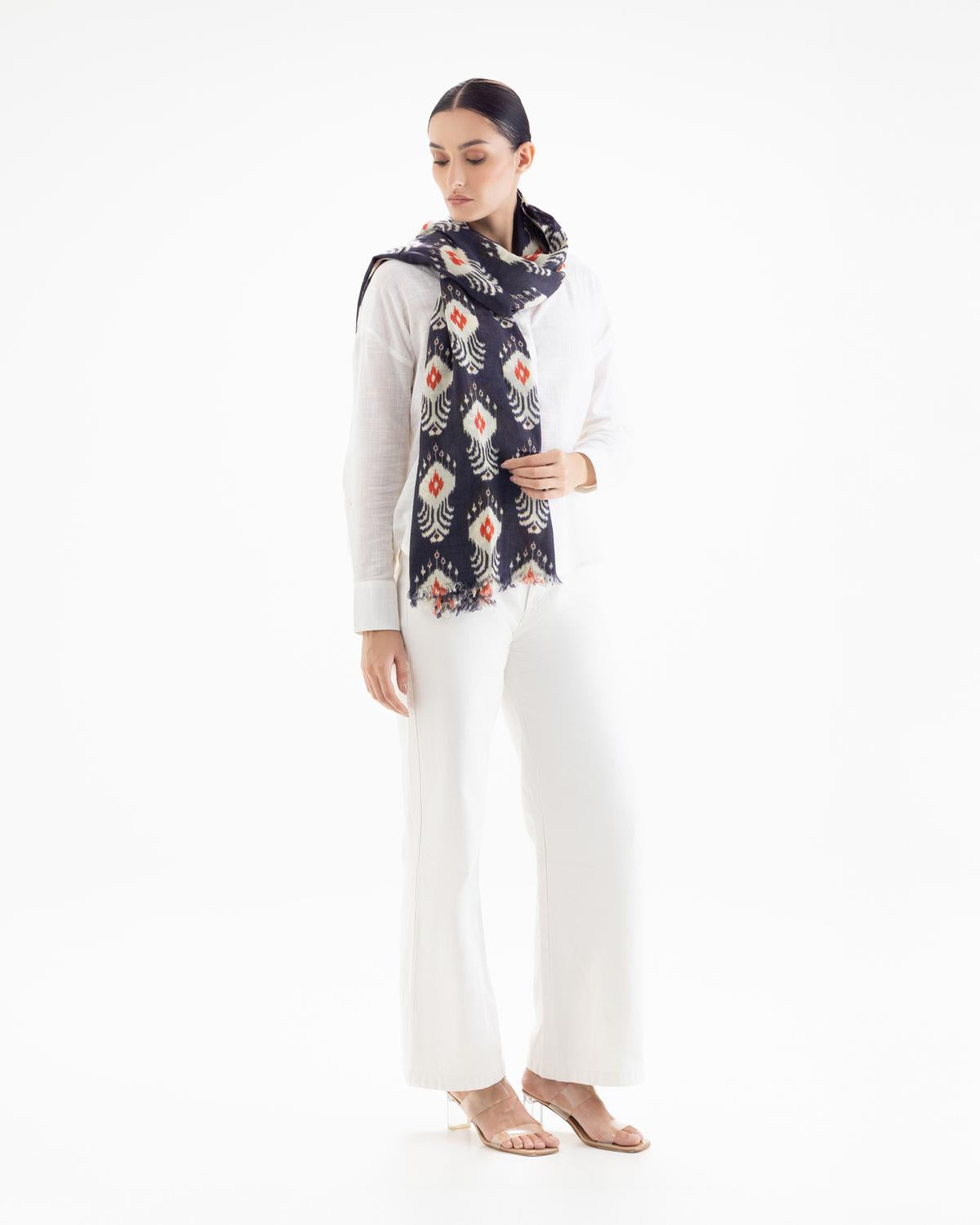 QUEENMARK | AN Patola Ikat Print Blue Orange Dots