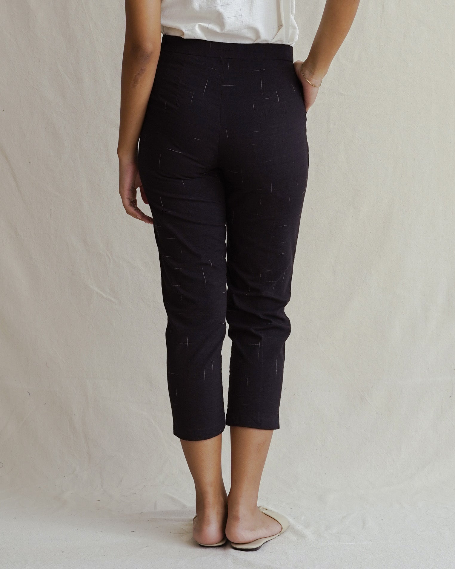 SUKKHA CITTA | MALAM - Fitted Pants