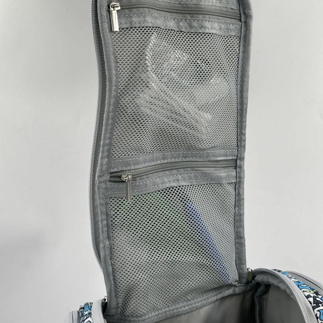 THE ART FACULTY | Travel Toiletry Bag