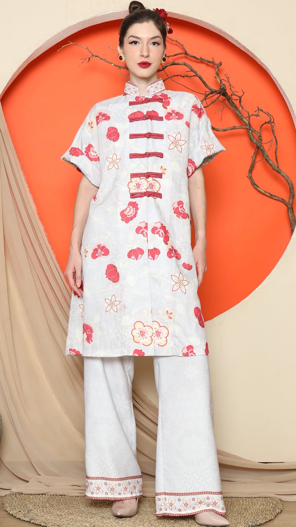 KANZI COLLECTION | Grey Floral Cheongsam Pant Set