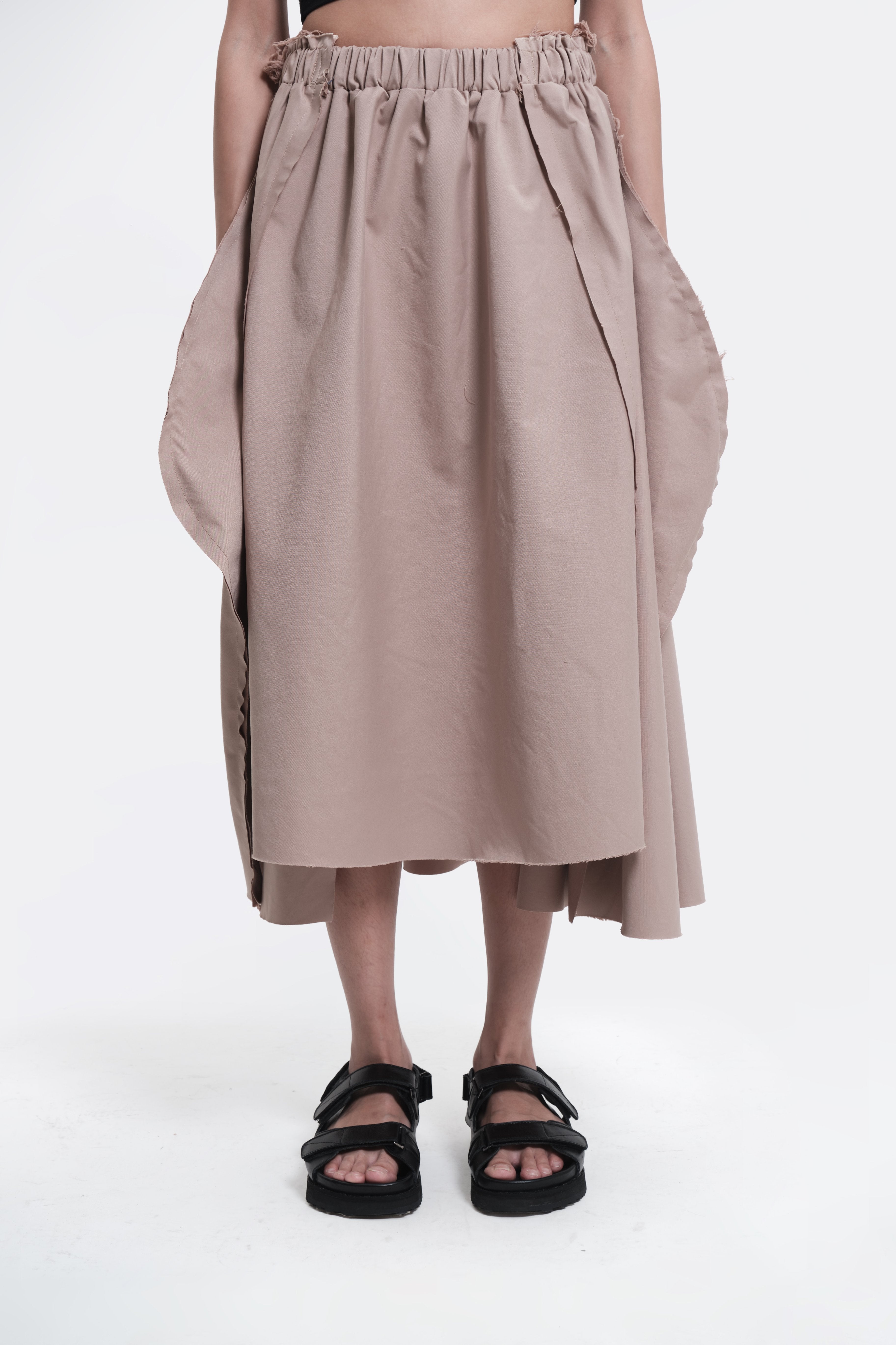 AESTHETIC PLEASURE | Semi Skirt Beige
