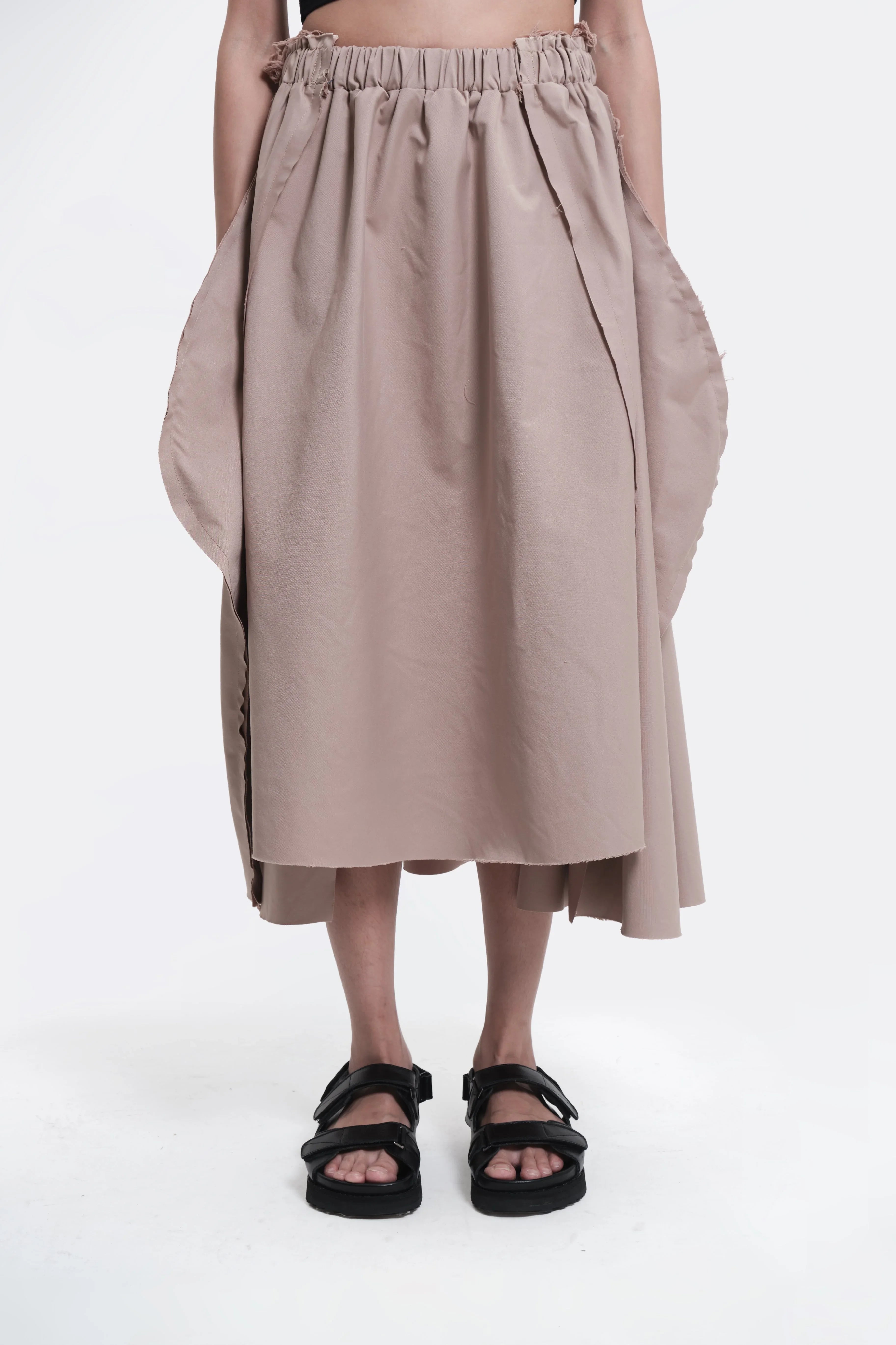 AESTHETIC PLEASURE | Semi Skirt Beige
