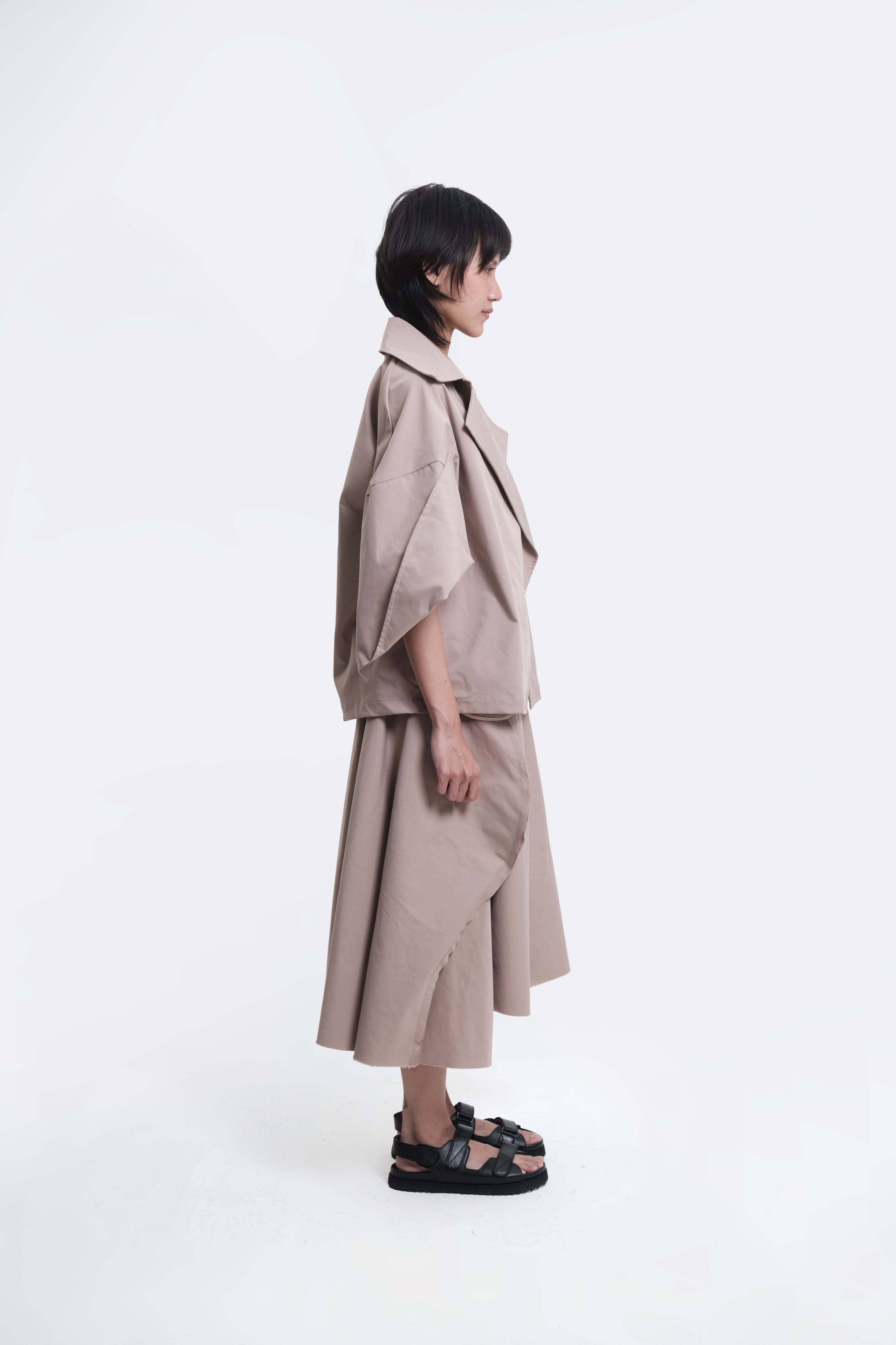 AESTHETIC PLEASURE | Semi Skirt Beige