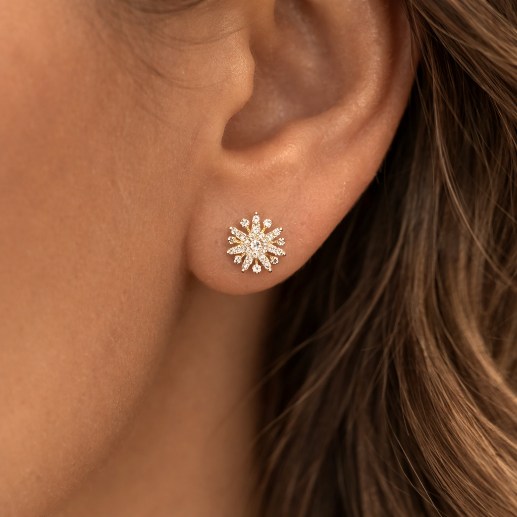 FOUNDATION JEWELLERS | 750 Y/G Peranakan Natural Diamond Stud Earrings "Star" 5.50gm D58-1.26ct